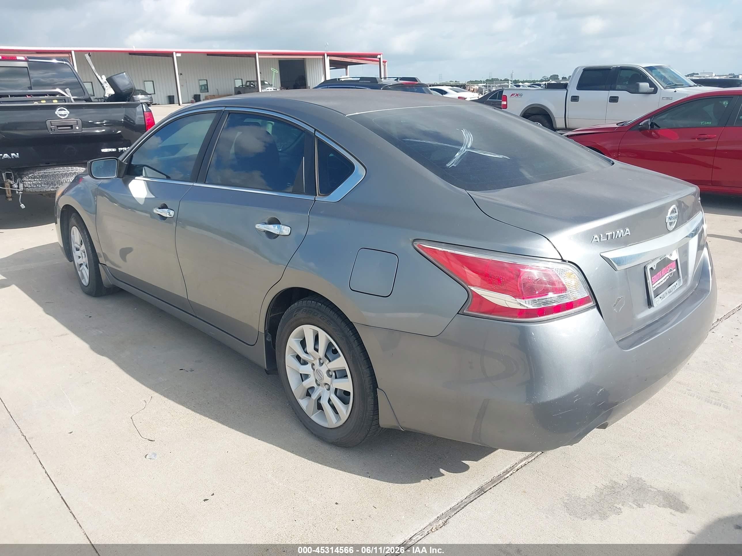 2015 Nissan Altima 2.5 S Gray vin: 1N4AL3AP6FC578920