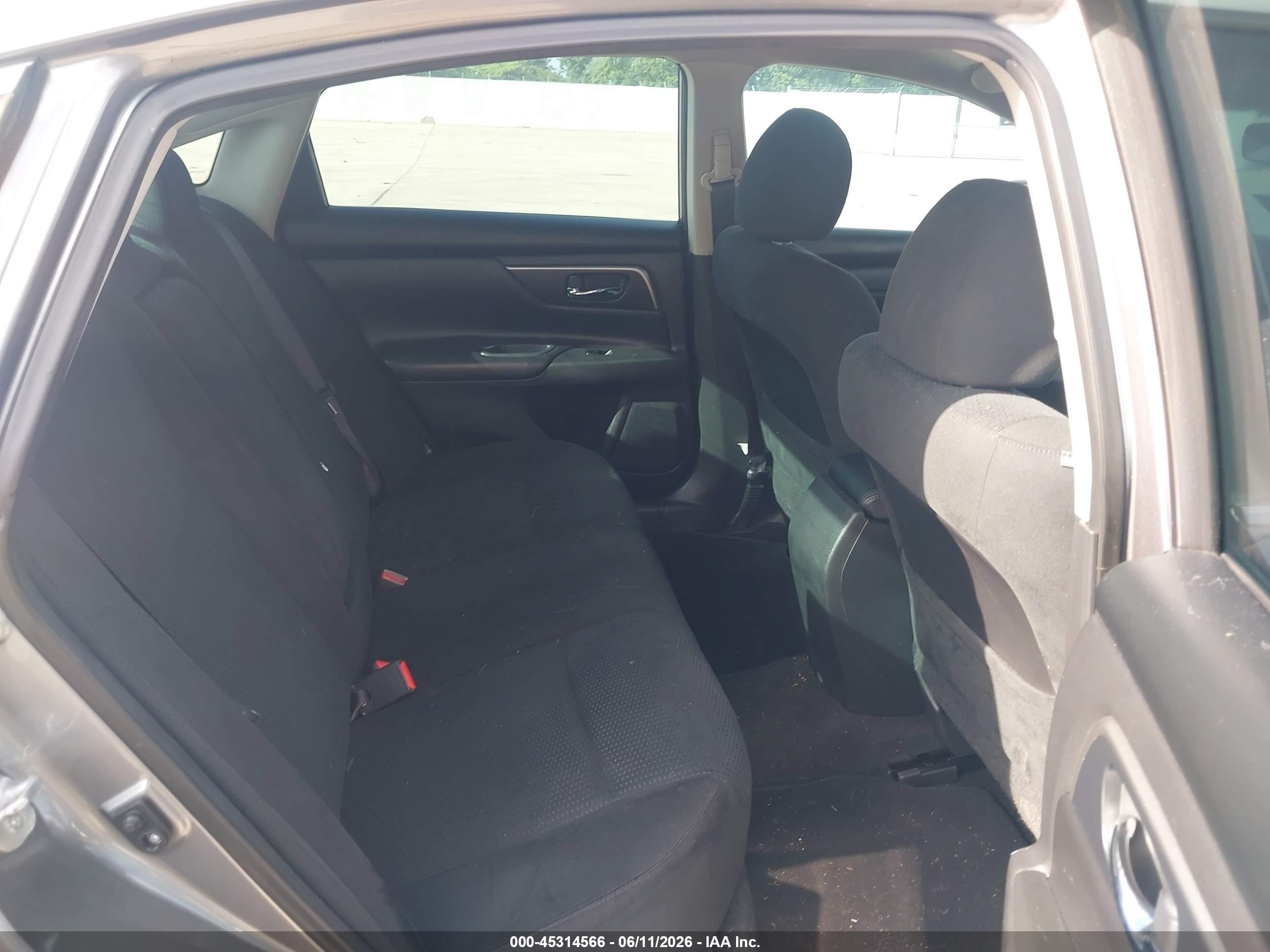2015 Nissan Altima 2.5 S Gray vin: 1N4AL3AP6FC578920
