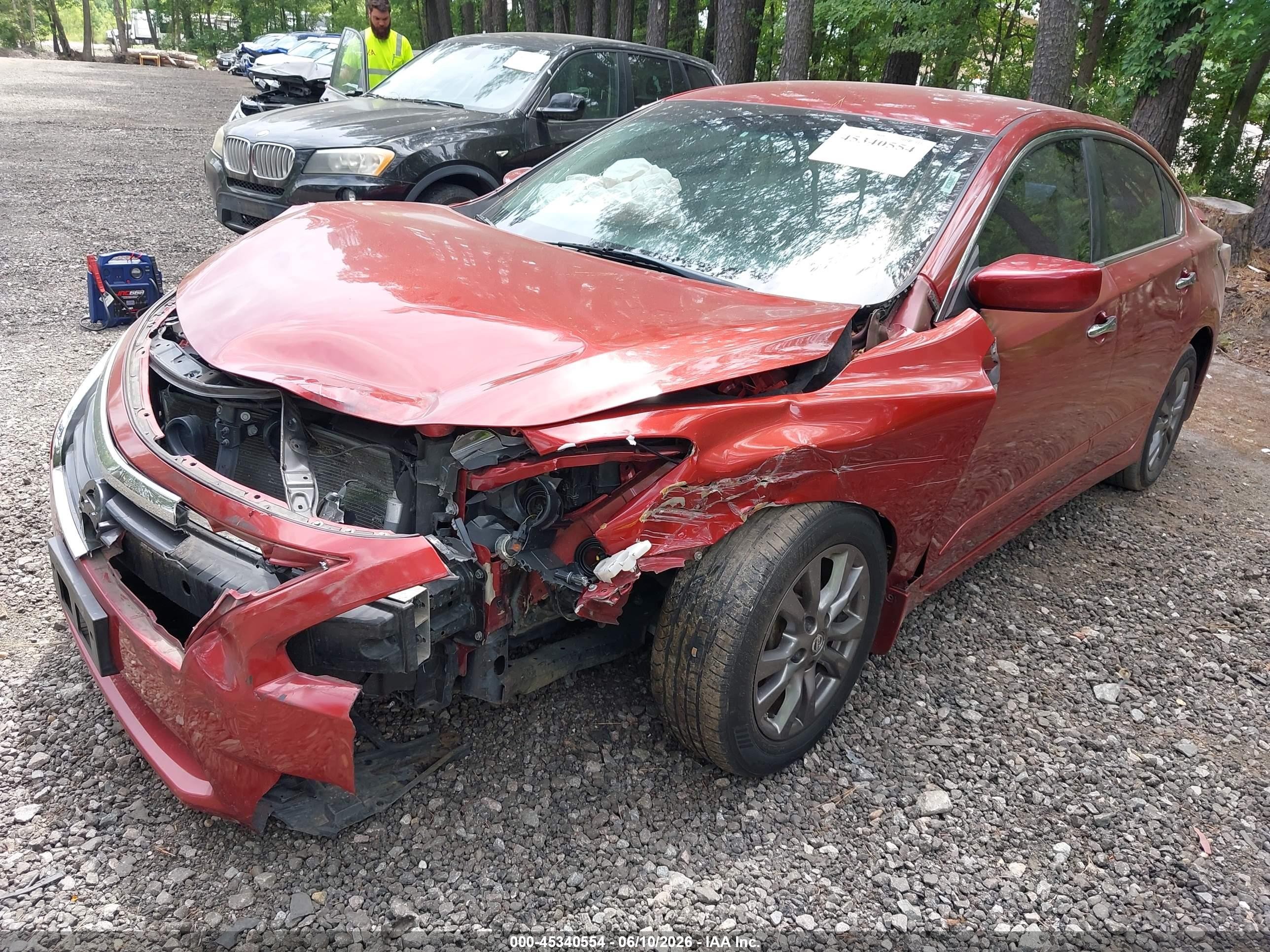 2015 Nissan Altima 2.5 S Red vin: 1N4AL3AP6FC580635