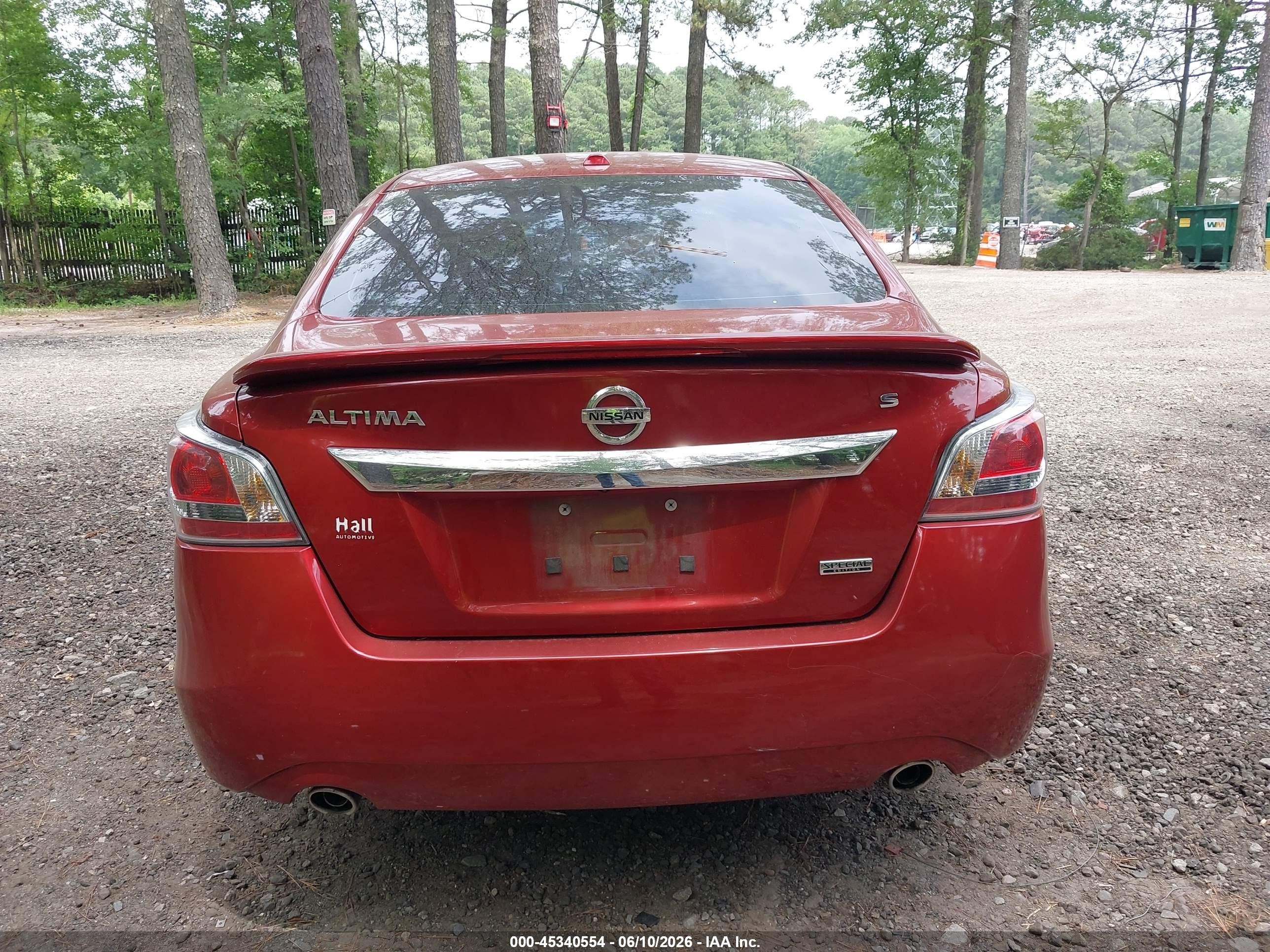 2015 Nissan Altima 2.5 S Red vin: 1N4AL3AP6FC580635