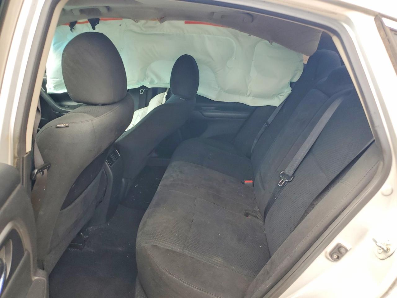 2015 Nissan Altima 2.5 Sv Silver vin: 1N4AL3AP6FC589335