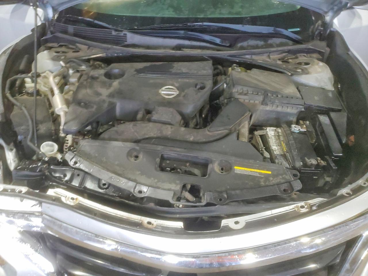 2015 Nissan Altima 2.5 S Silver vin: 1N4AL3AP6FN325701