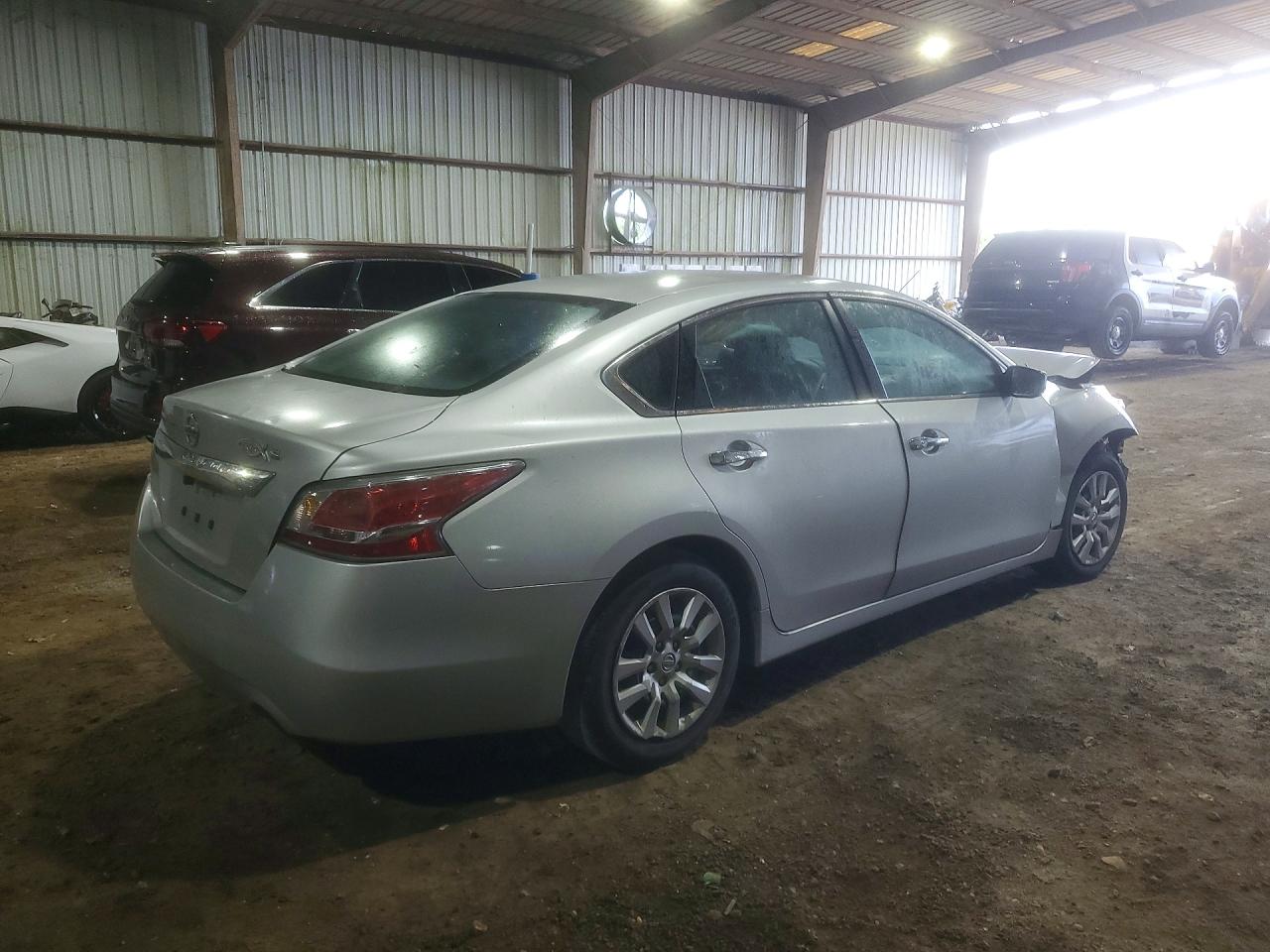 2015 Nissan Altima 2.5 S Silver vin: 1N4AL3AP6FN325701