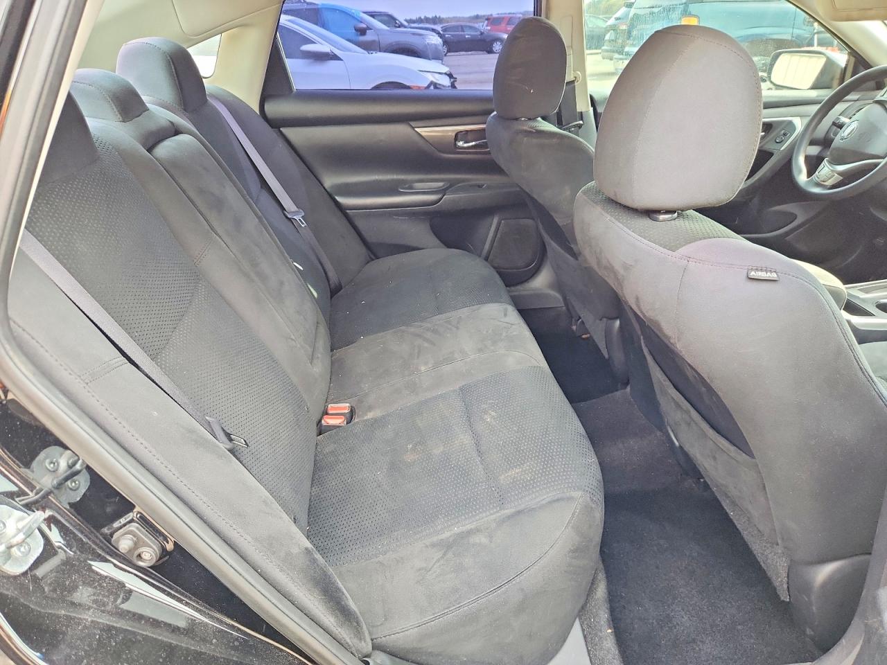 2015 Nissan Altima 2.5 S Black vin: 1N4AL3AP6FN331210