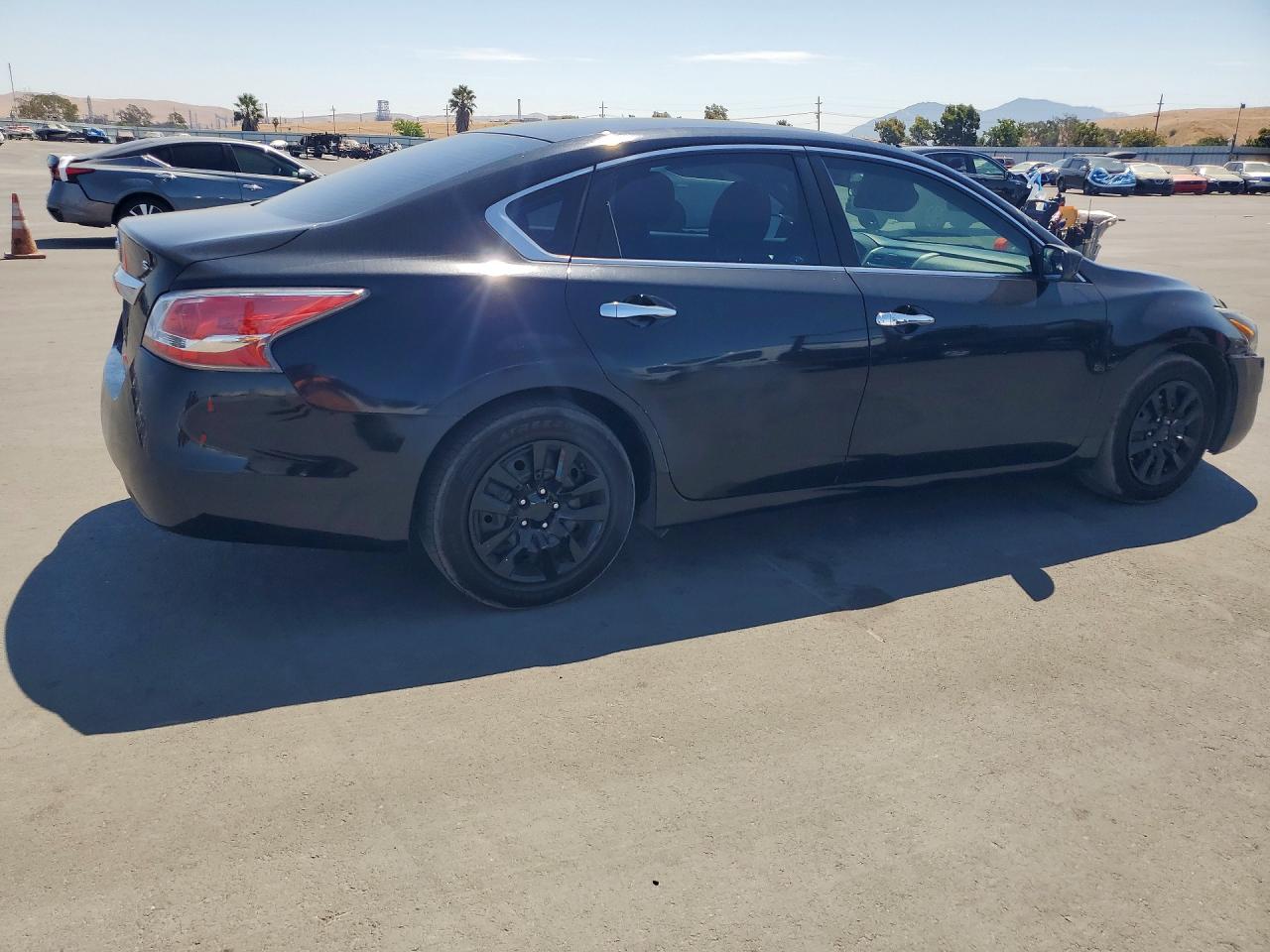 2015 Nissan Altima 2.5 S Black vin: 1N4AL3AP6FN349772