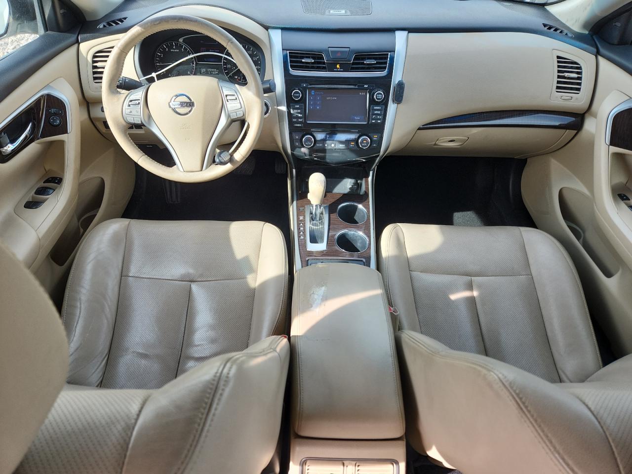 2015 Nissan Altima 2.5 White vin: 1N4AL3AP6FN355152