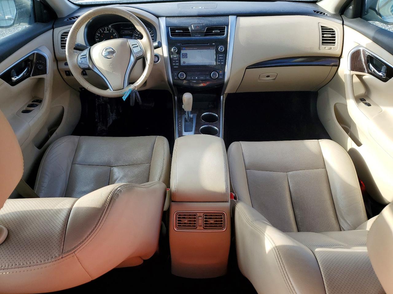 2015 Nissan Altima 2.5 White vin: 1N4AL3AP6FN358889