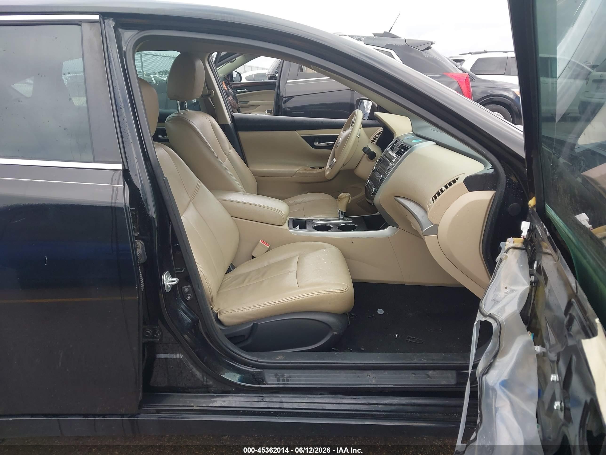 2015 Nissan Altima 2.5 S Черный vin: 1N4AL3AP6FN377197
