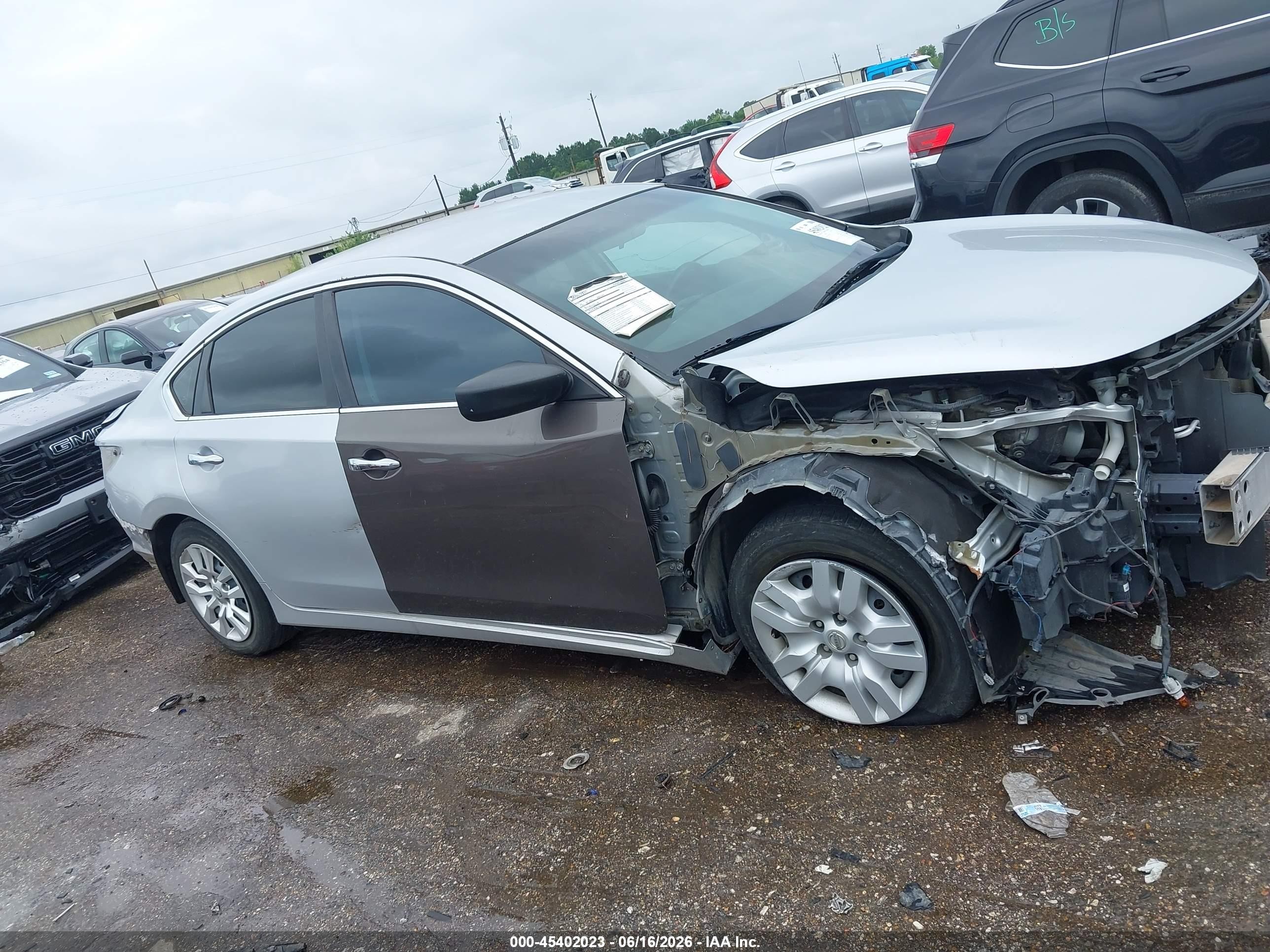 2015 Nissan Altima 2.5/2.5 S/2.5 Sl/2.5 Sv Silver vin: 1N4AL3AP6FN384070