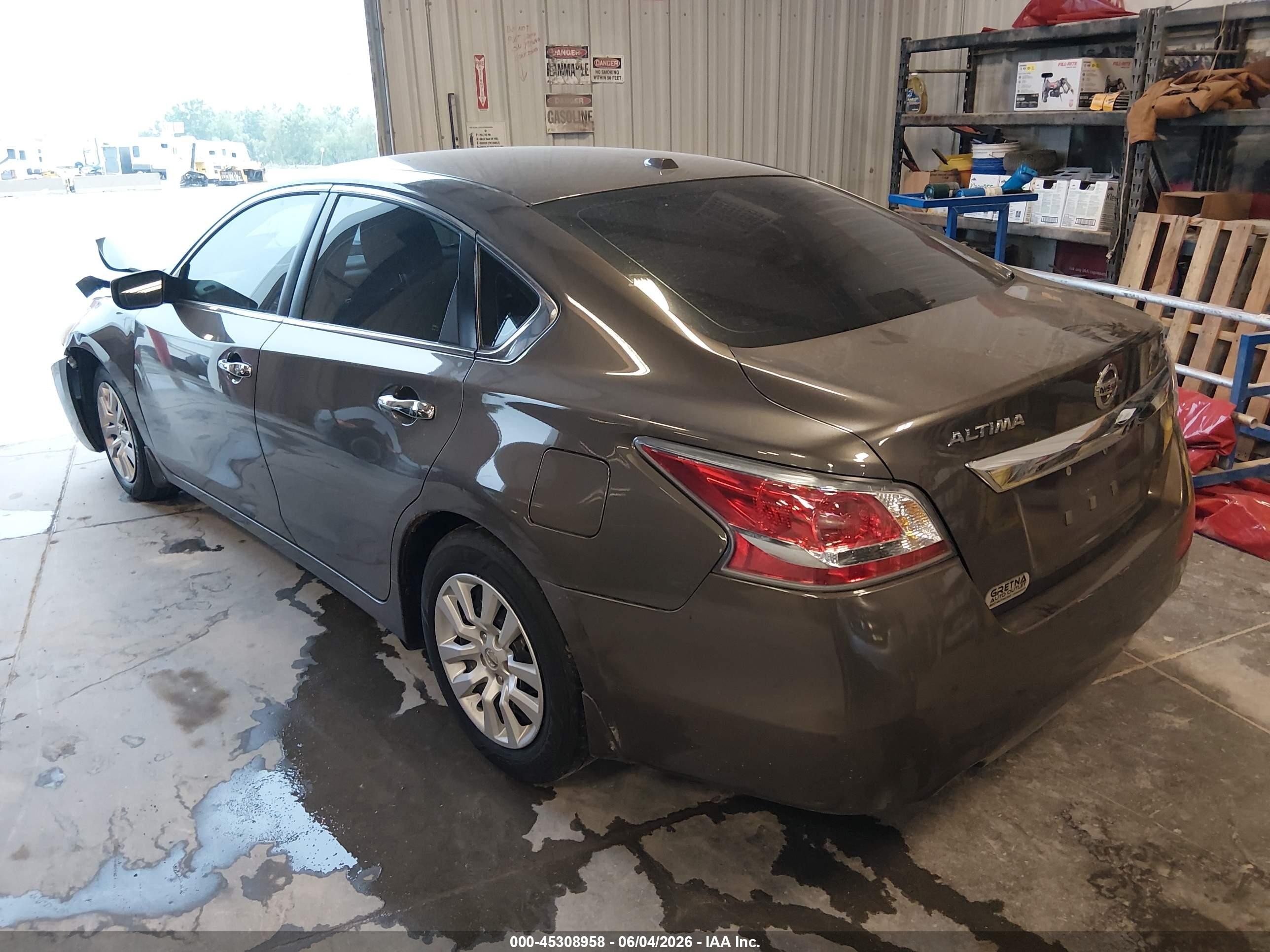 2015 Nissan Altima 2.5 S Gray vin: 1N4AL3AP6FN388751