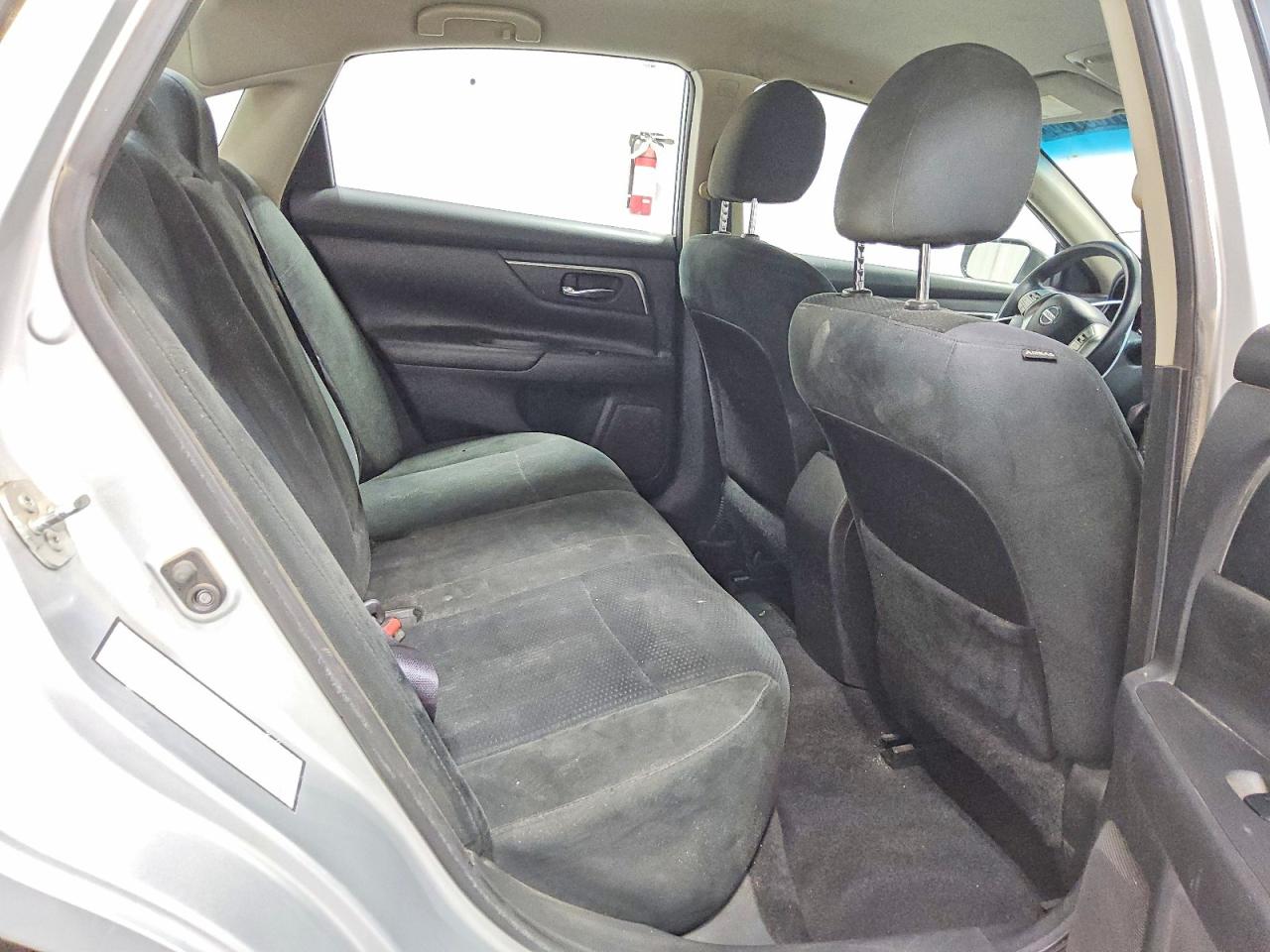 2015 Nissan Altima 2.5 S Silver vin: 1N4AL3AP6FN389687