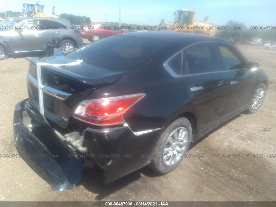 2015 Nissan Altima 2.5 S Черный vin: 1N4AL3AP6FN392105