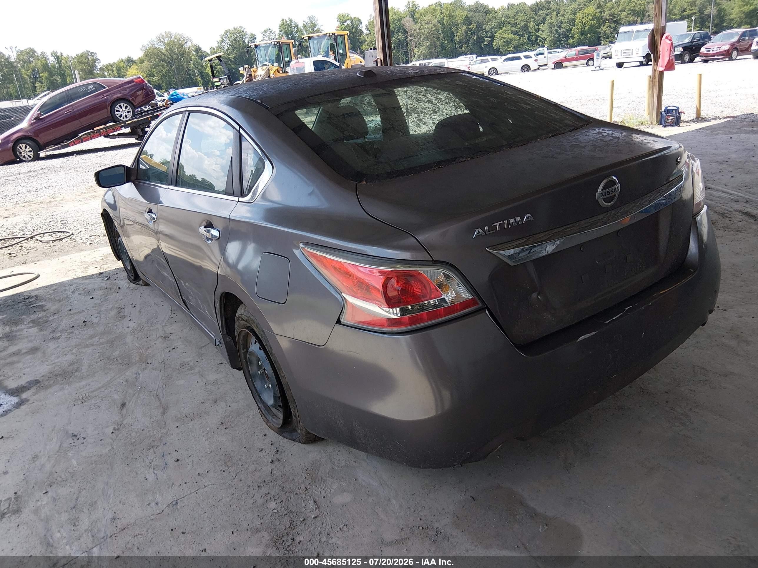 2015 Nissan Altima   Gray vin: 1N4AL3AP6FN396008