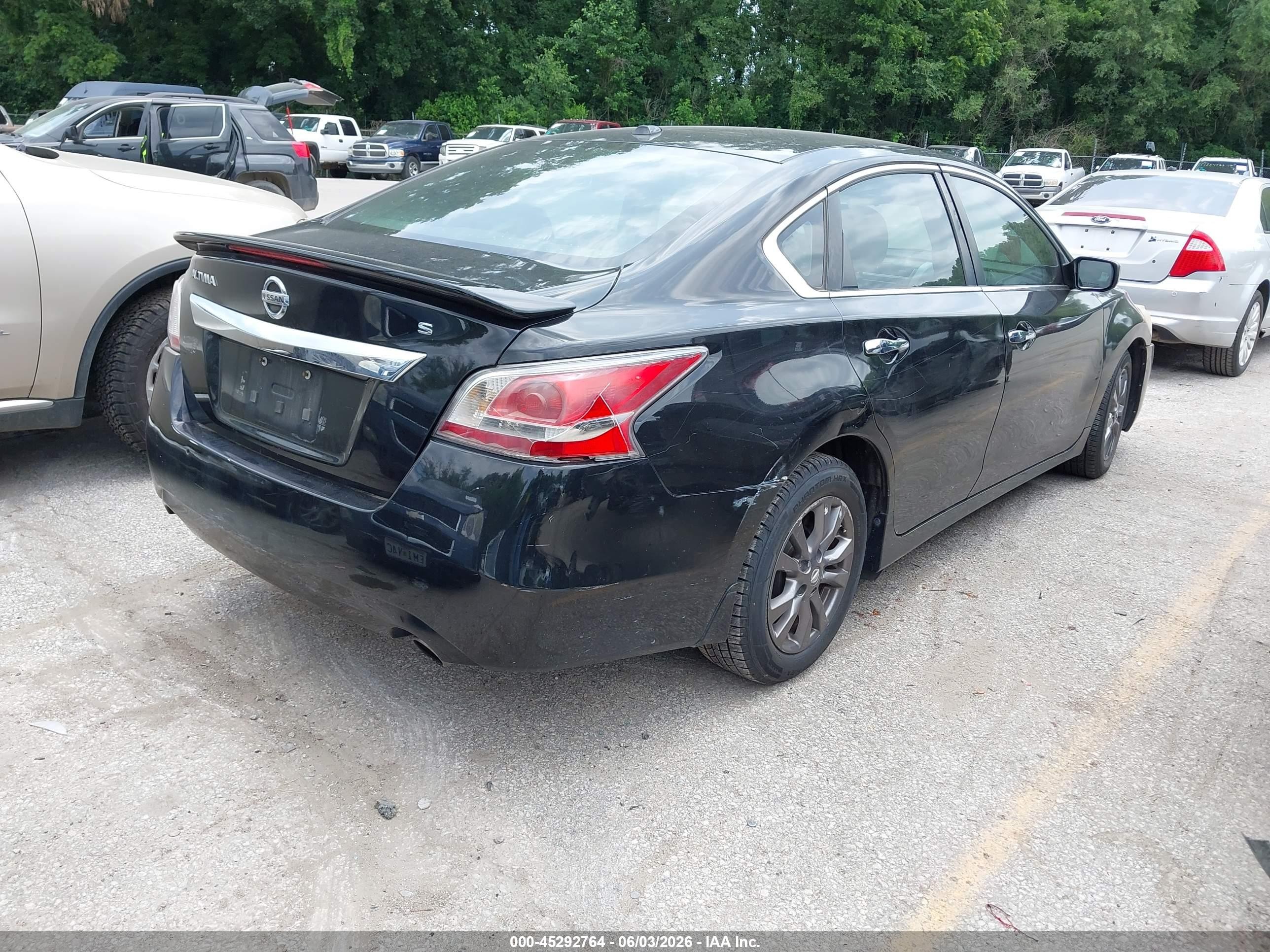 2015 Nissan Altima 2.5 S Black vin: 1N4AL3AP6FN406214