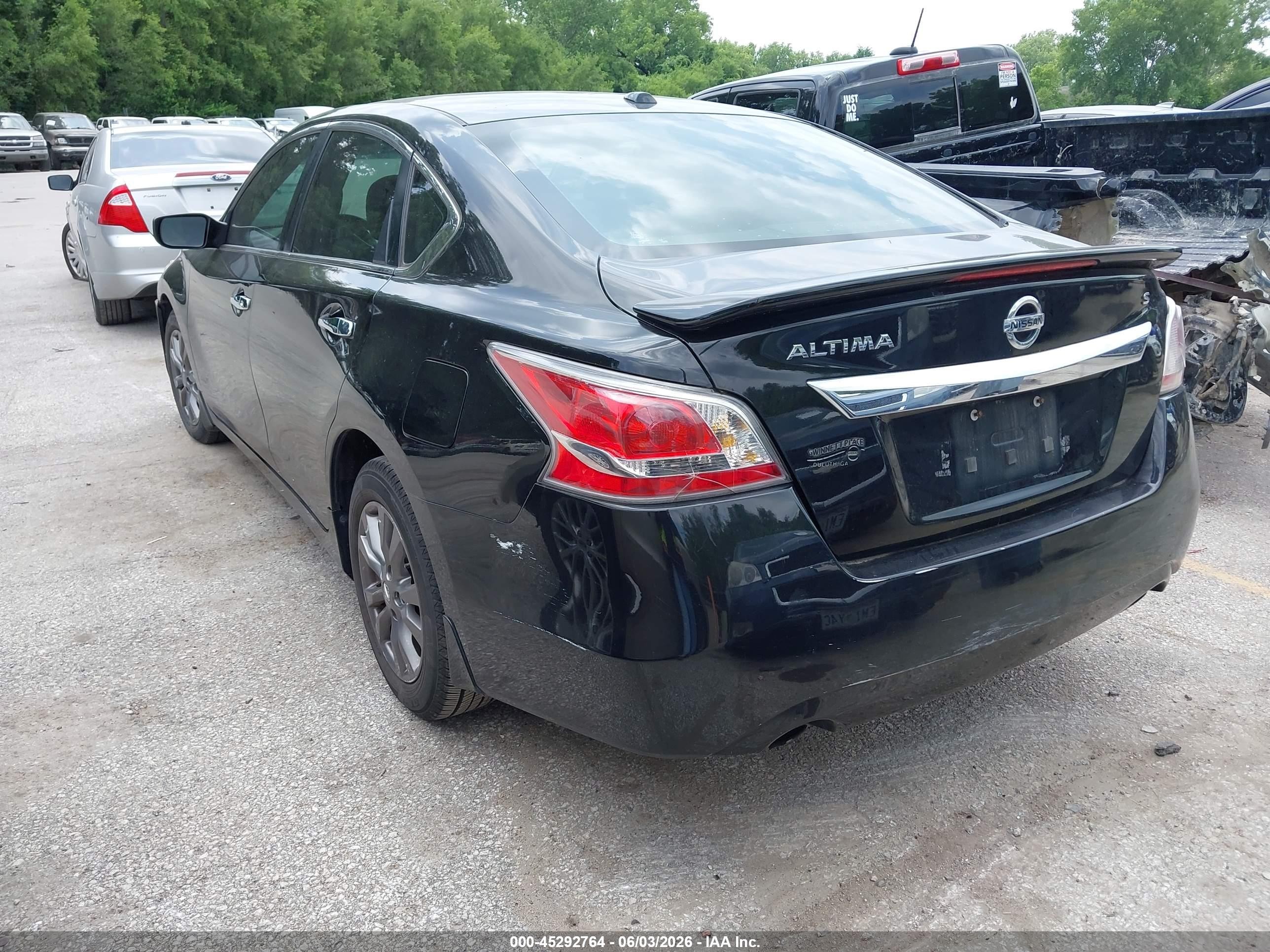 2015 Nissan Altima 2.5 S Black vin: 1N4AL3AP6FN406214