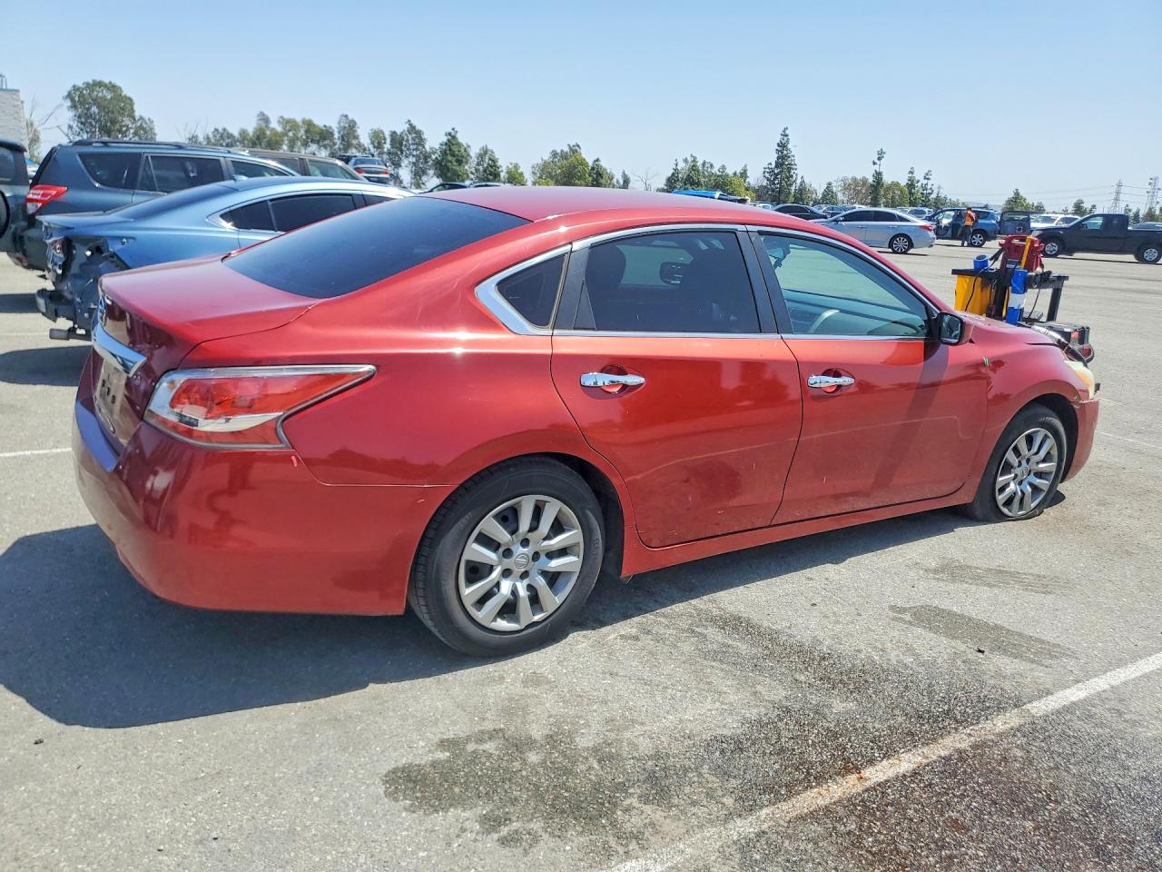 2015 Nissan Altima 2.5 S Темно-бордовый vin: 1N4AL3AP6FN877215