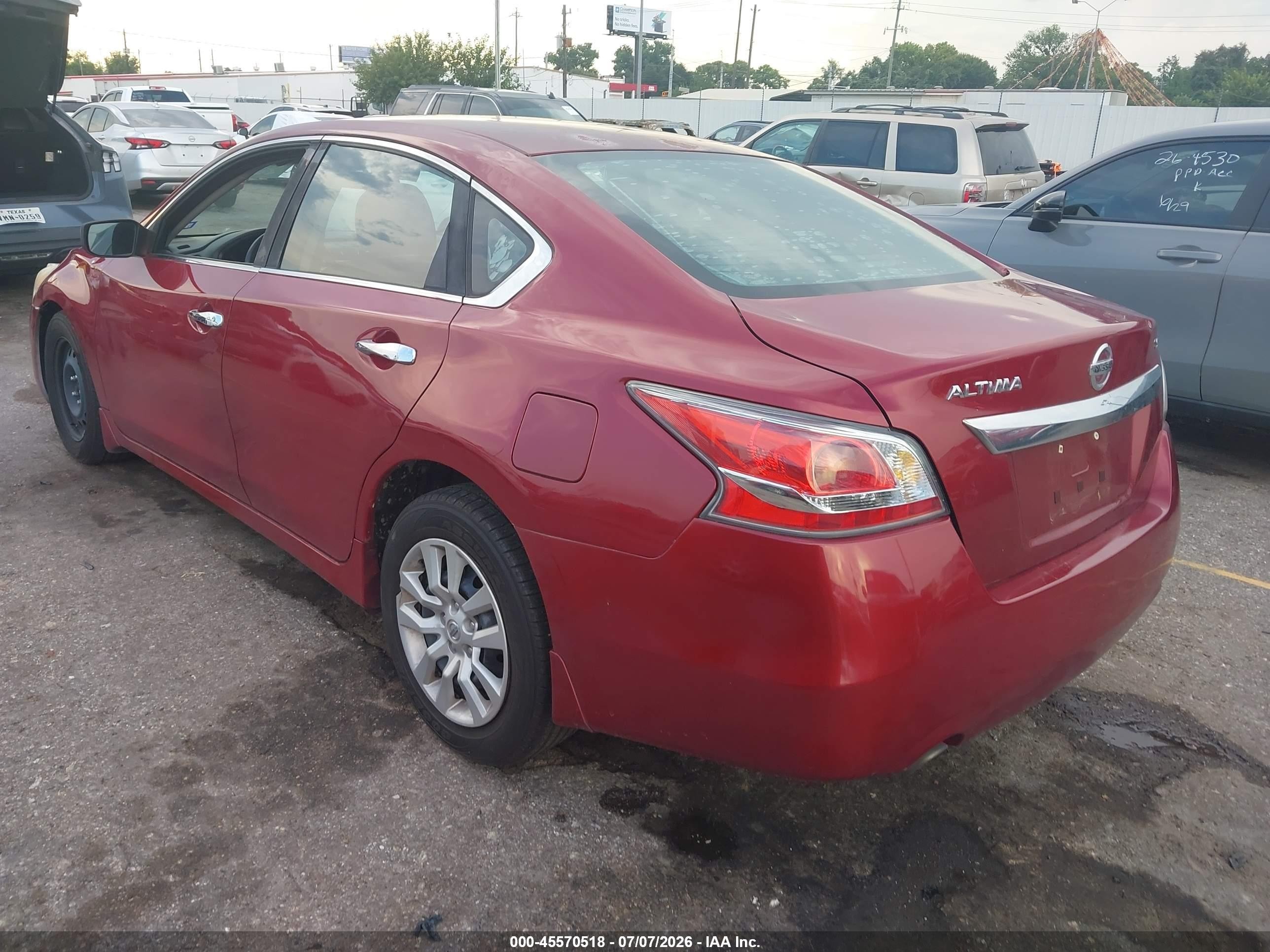 2015 Nissan Altima 2.5 S Красный vin: 1N4AL3AP6FN879742