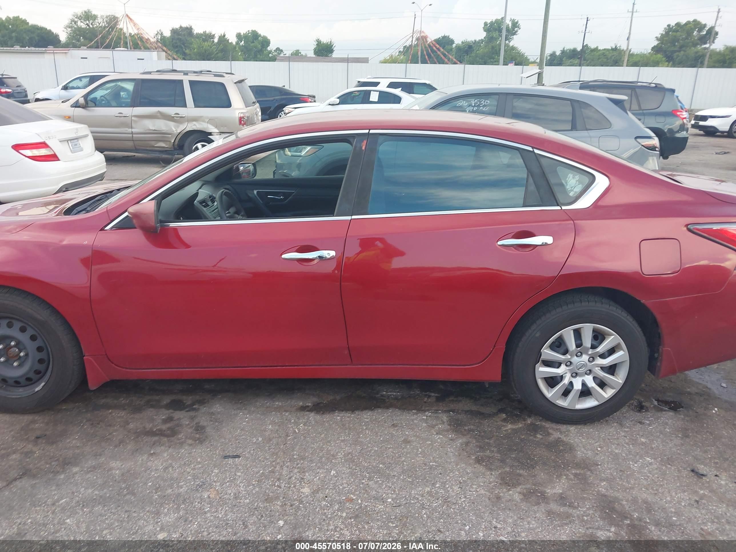 2015 Nissan Altima 2.5 S Красный vin: 1N4AL3AP6FN879742