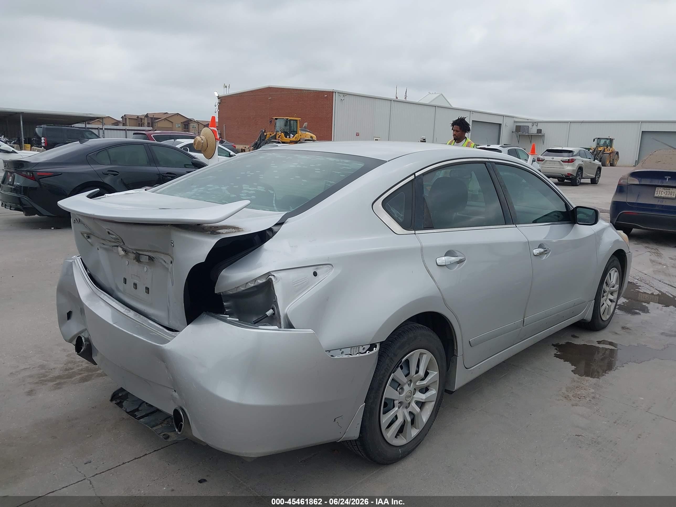 2015 Nissan Altima 2.5 S Серебряный vin: 1N4AL3AP6FN880261