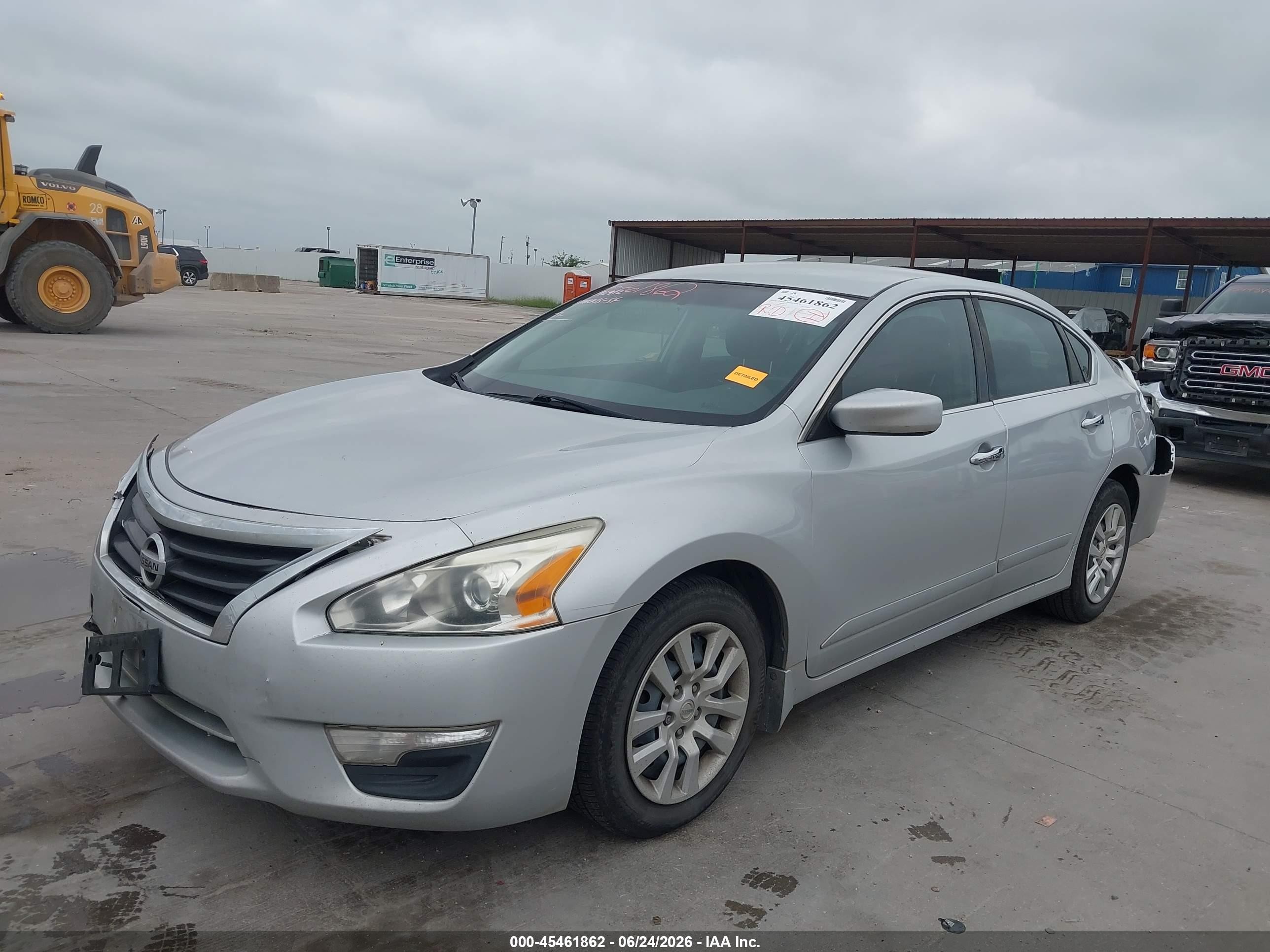 2015 Nissan Altima 2.5 S Серебряный vin: 1N4AL3AP6FN880261