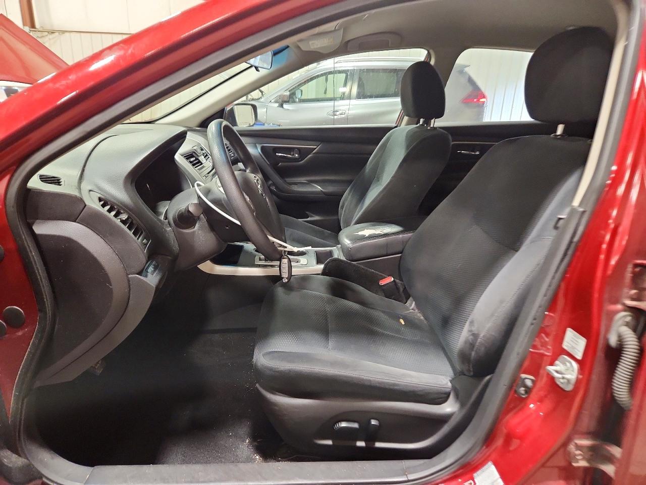 2015 Nissan Altima 2.5 S Maroon vin: 1N4AL3AP6FN884598