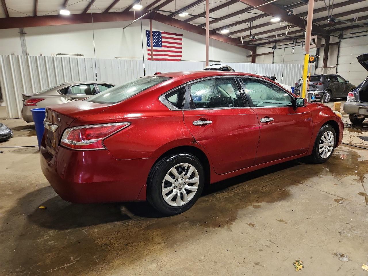 2015 Nissan Altima 2.5 S Maroon vin: 1N4AL3AP6FN884598