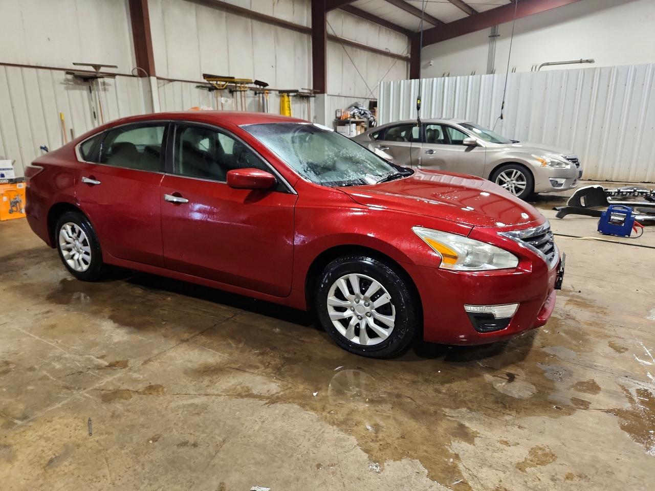 2015 Nissan Altima 2.5 S Maroon vin: 1N4AL3AP6FN884598