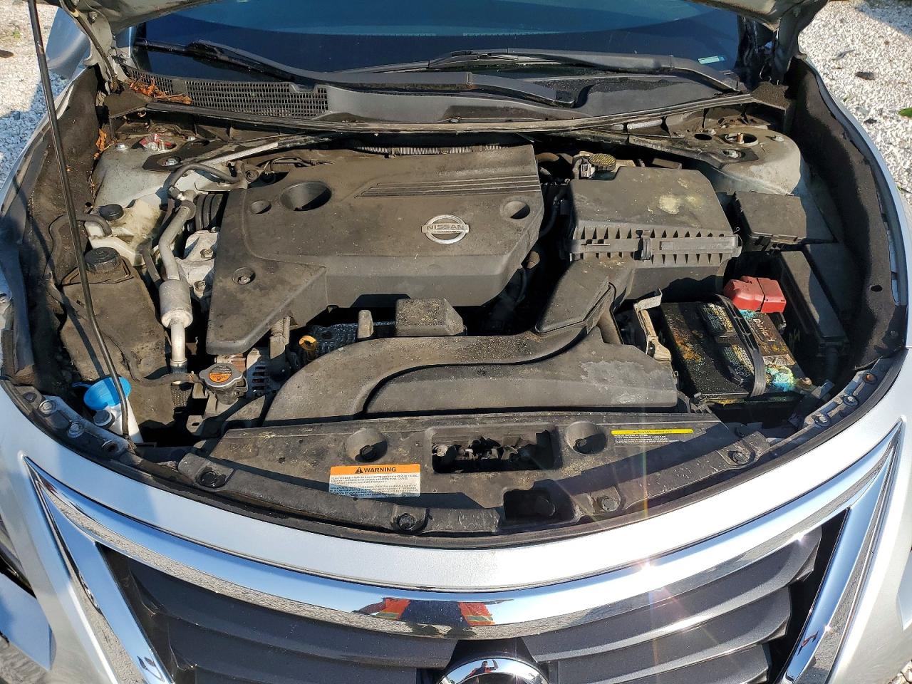 2015 Nissan Altima 2.5 S Silver vin: 1N4AL3AP6FN889848