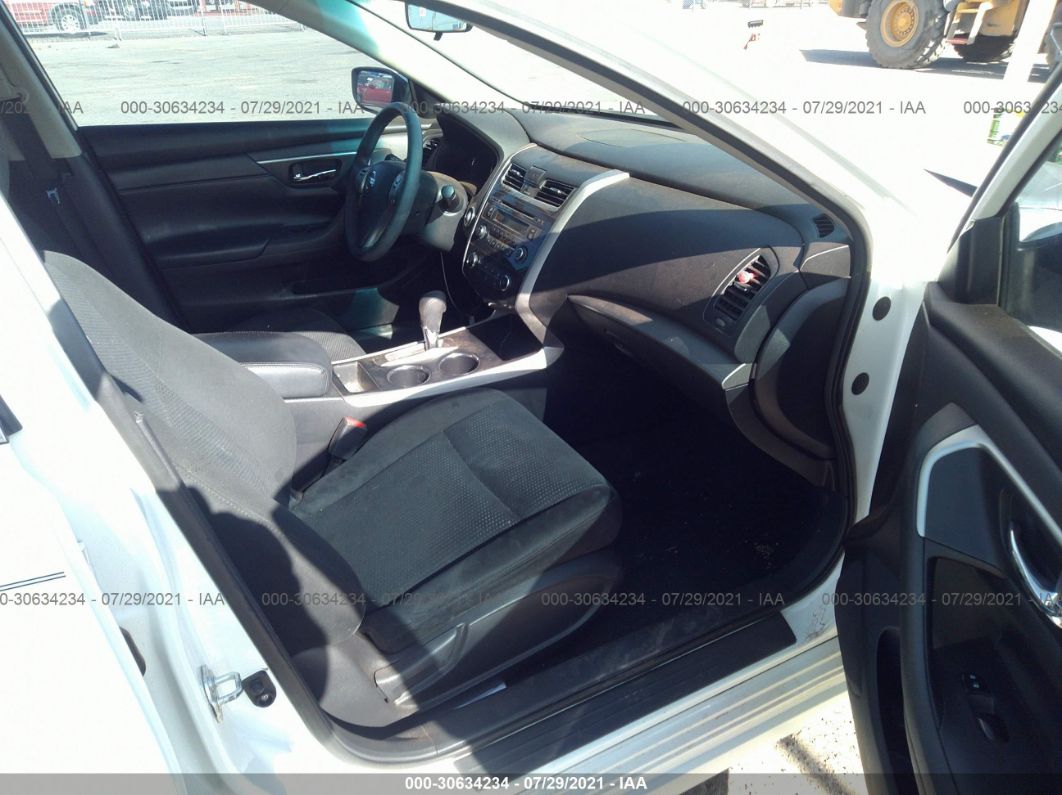 2015 Nissan Altima 2.5 S White vin: 1N4AL3AP6FN890224