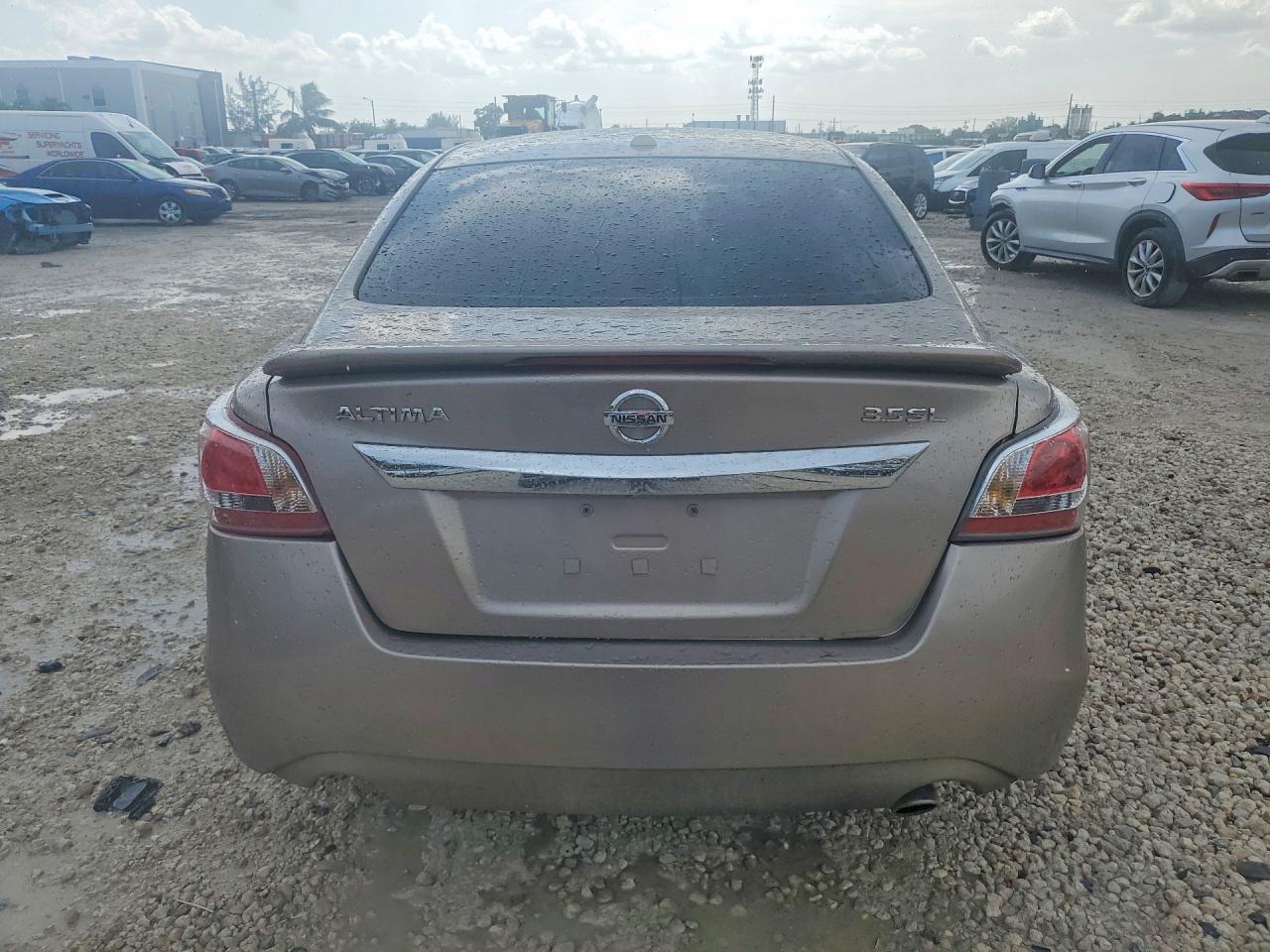 2015 Nissan Altima 2.5 S Gold vin: 1N4AL3AP6FN891325