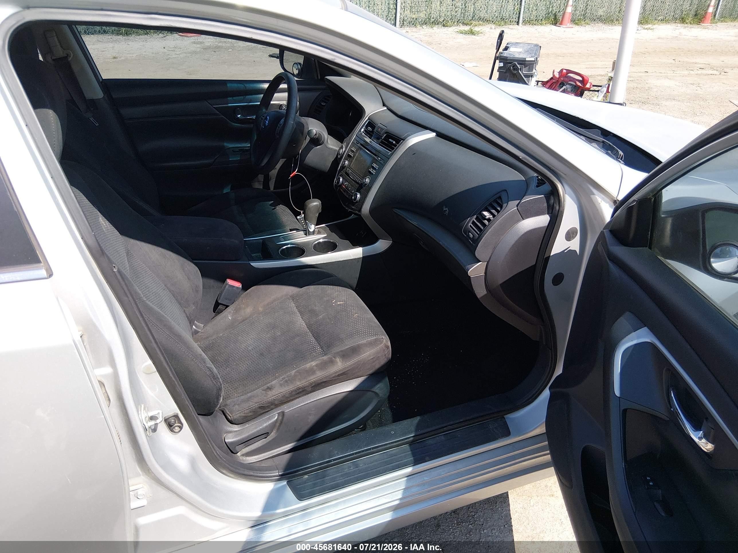 2015 Nissan Altima 2.5/2.5 S/2.5 Sl/2.5 Sv Silver vin: 1N4AL3AP6FN894323