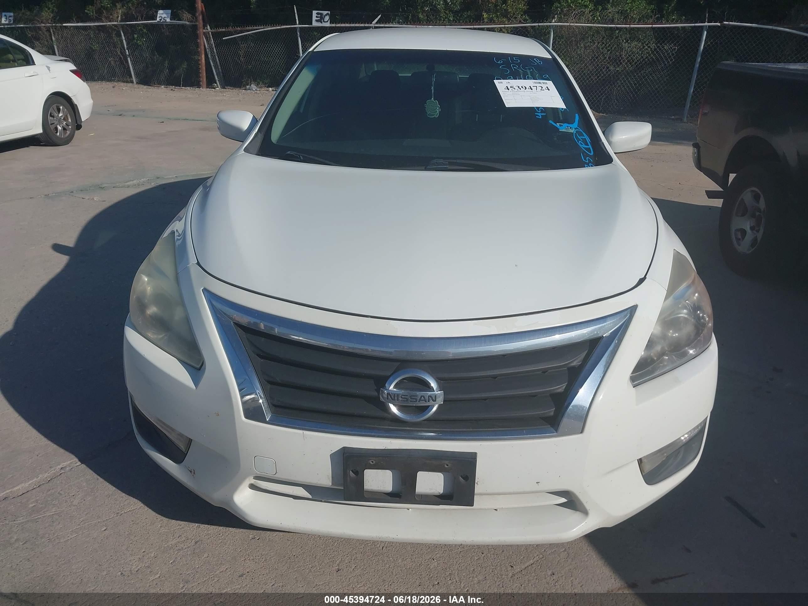 2015 Nissan Altima 2.5 S White vin: 1N4AL3AP6FN894869