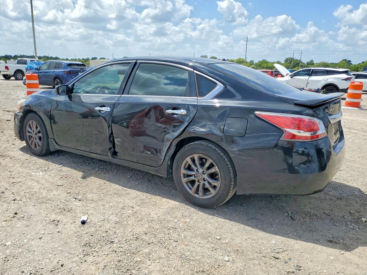 2015 Nissan Altima 2.5 S Black vin: 1N4AL3AP6FN899344