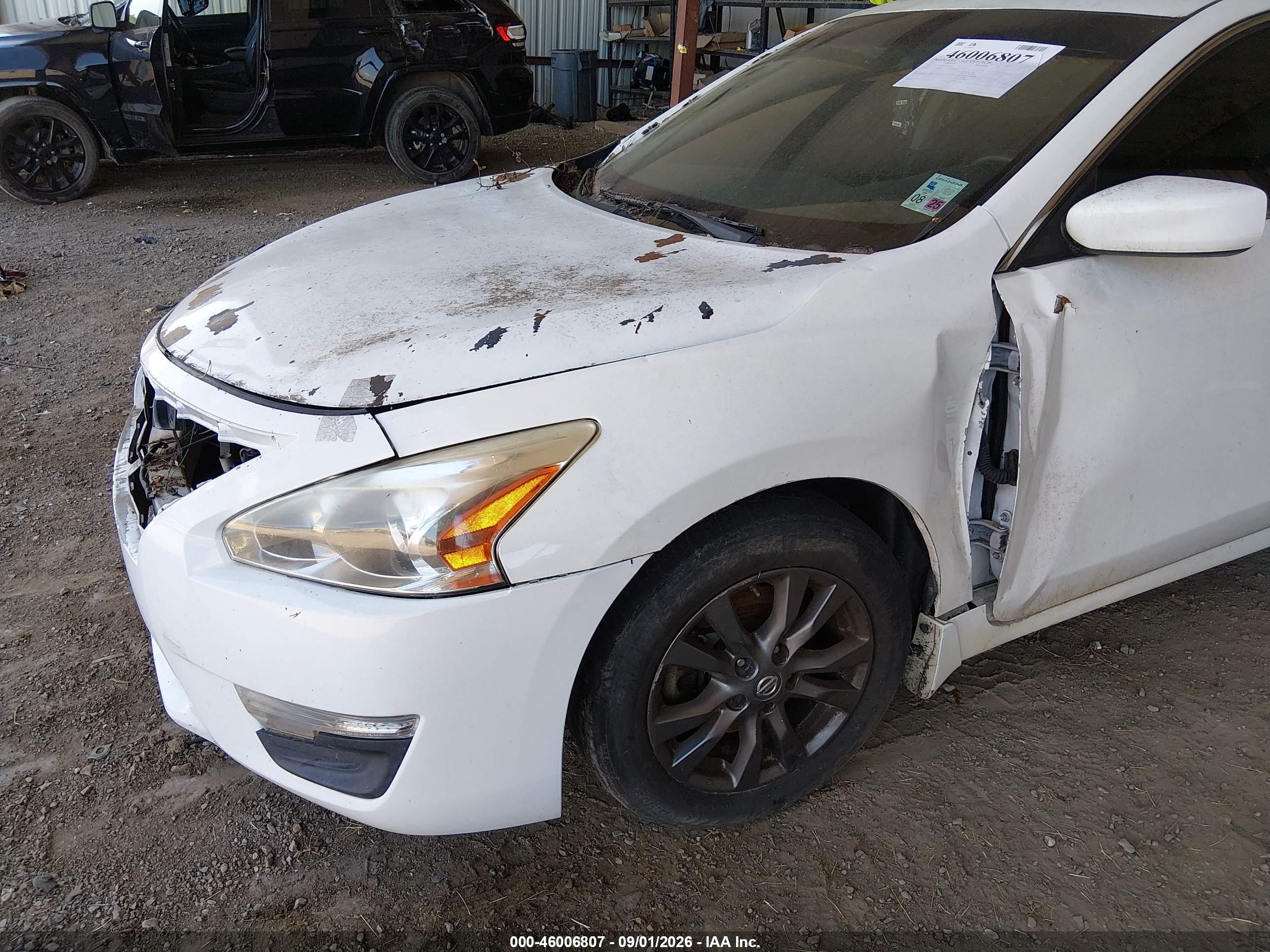 2015 Nissan Altima 2.5 S White vin: 1N4AL3AP6FN912917