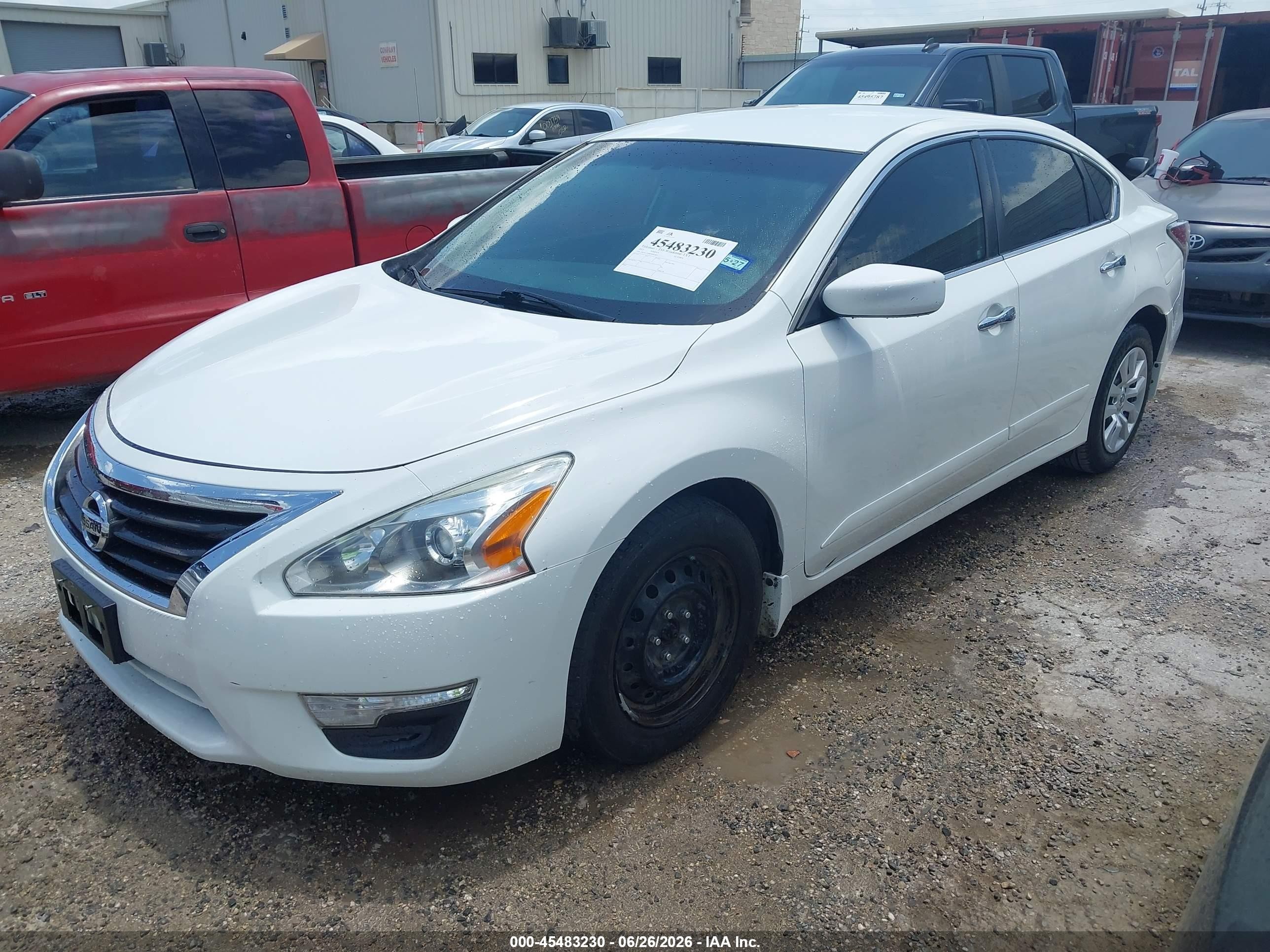 2015 Nissan Altima 2.5 S White vin: 1N4AL3AP6FN915493