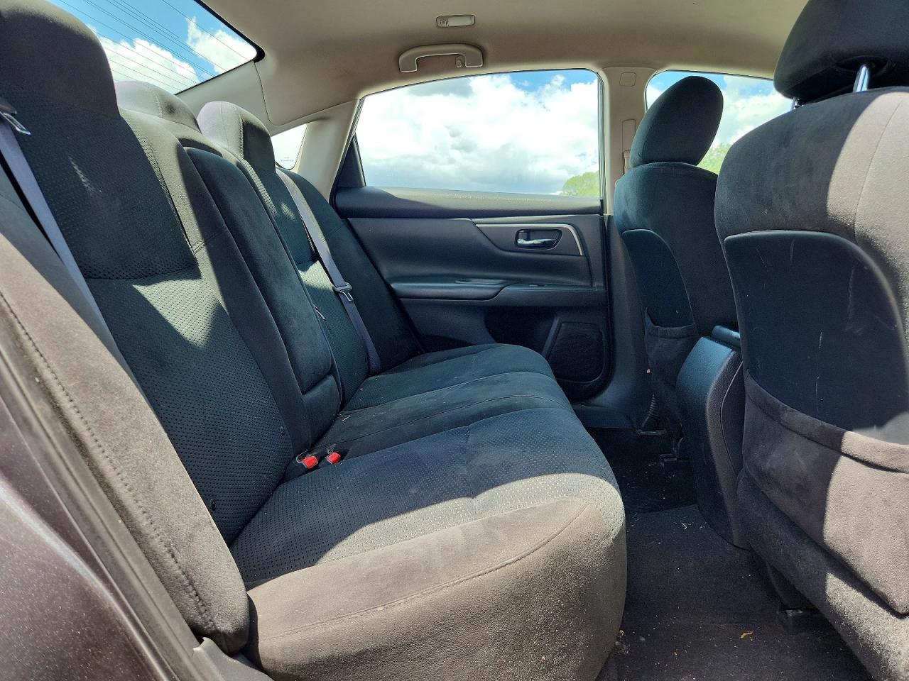 2015 Nissan Altima 2.5 S Gray vin: 1N4AL3AP6FN921312