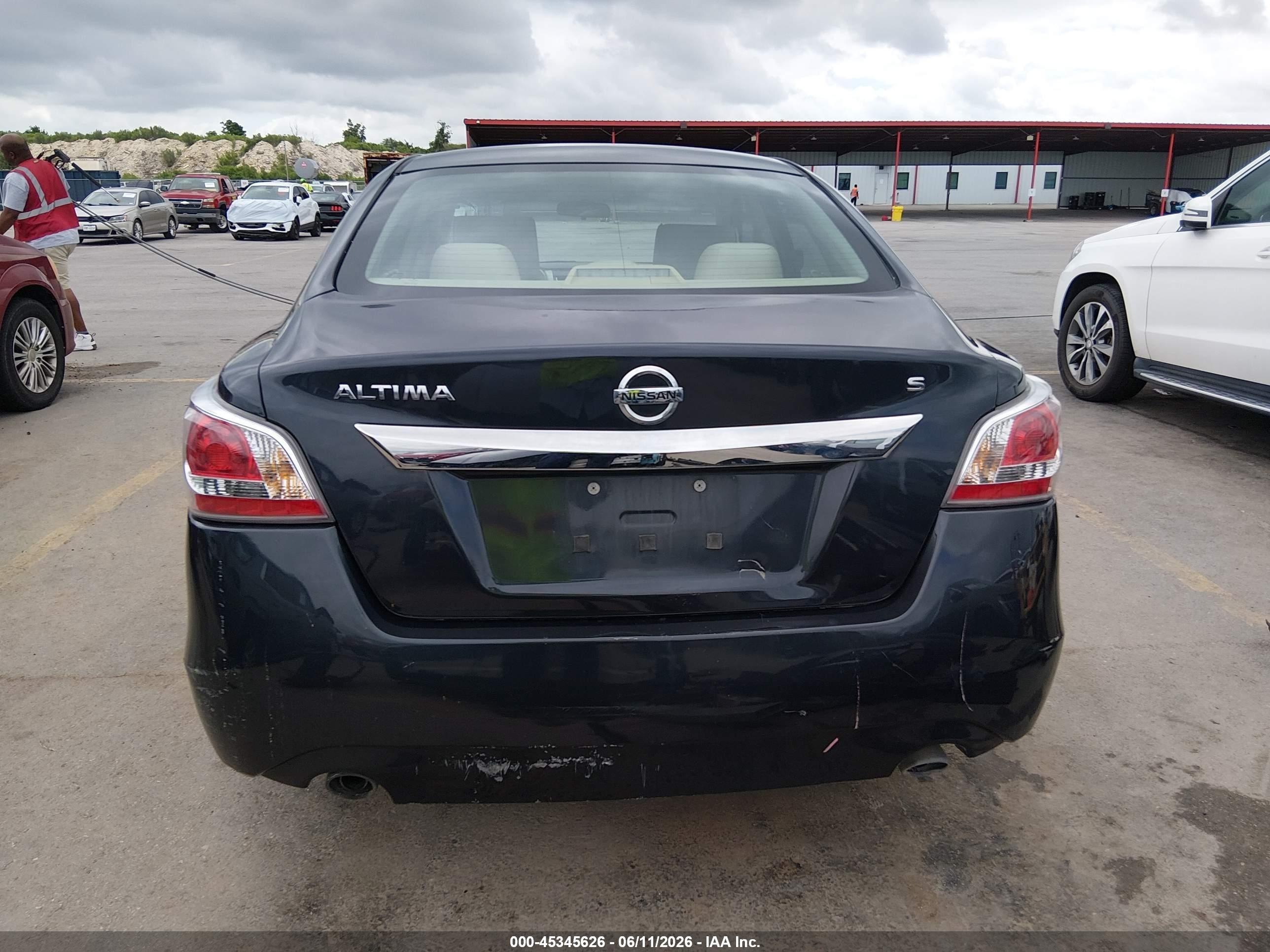 2015 Nissan Altima 2.5 S Gray vin: 1N4AL3AP6FN921875