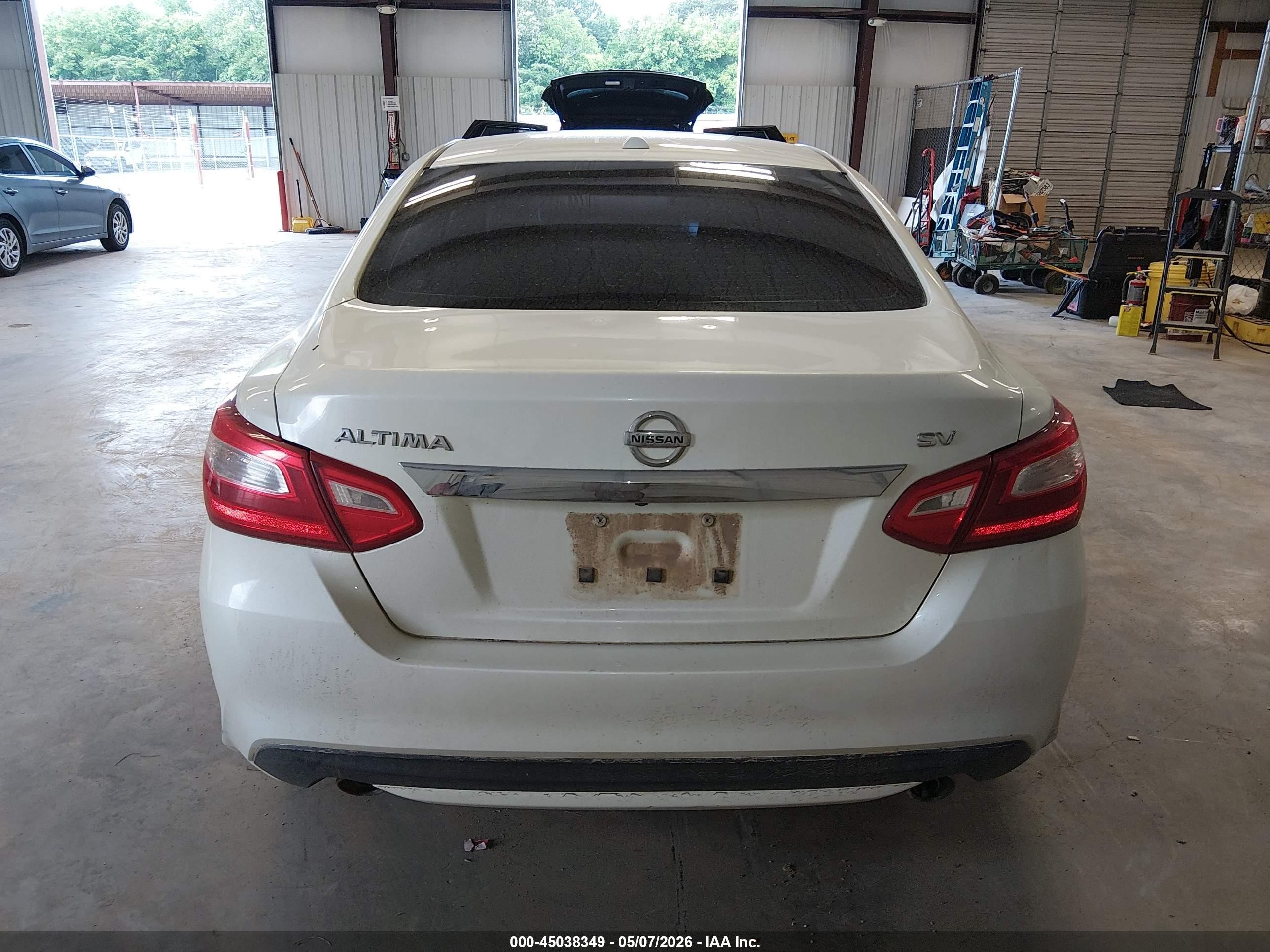 2016 Nissan Altima 2.5 Sv White vin: 1N4AL3AP6GC241696