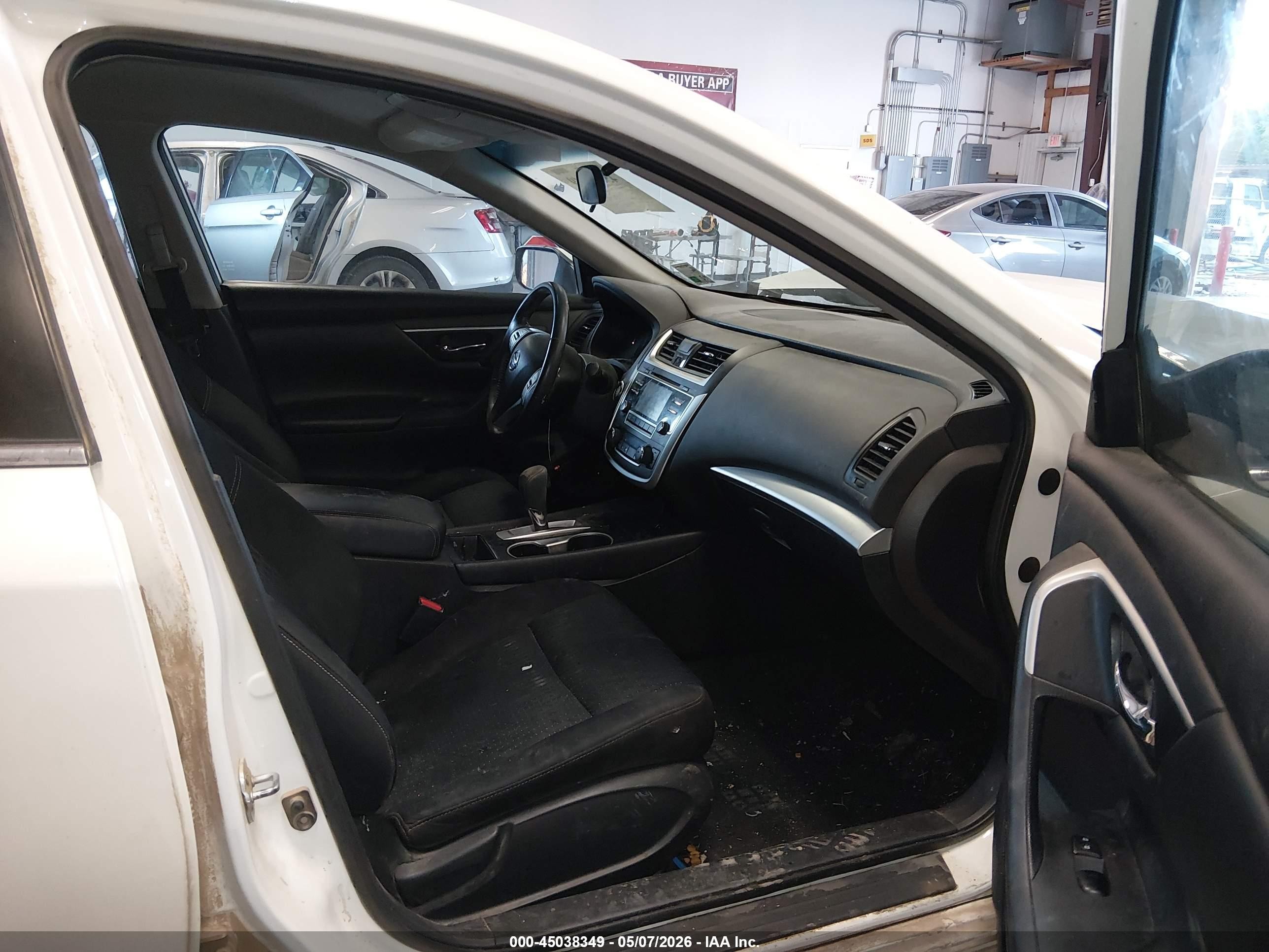 2016 Nissan Altima 2.5 Sv White vin: 1N4AL3AP6GC241696