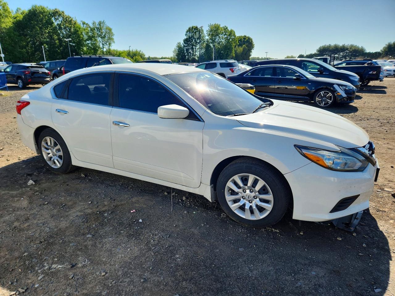 2016 Nissan Altima 2.5 S White vin: 1N4AL3AP6GN343441