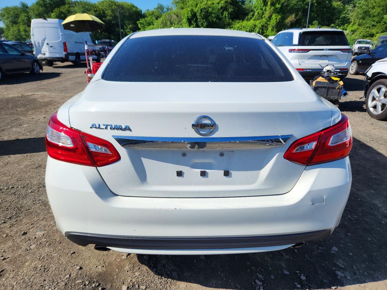2016 Nissan Altima 2.5 S White vin: 1N4AL3AP6GN343441