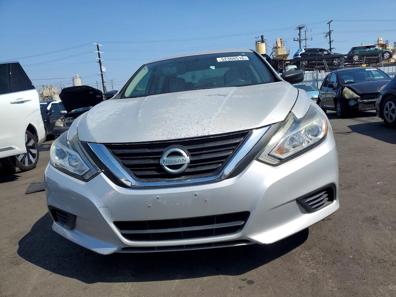 2016 Niss Altima Silver vin: 1N4AL3AP6GN373278