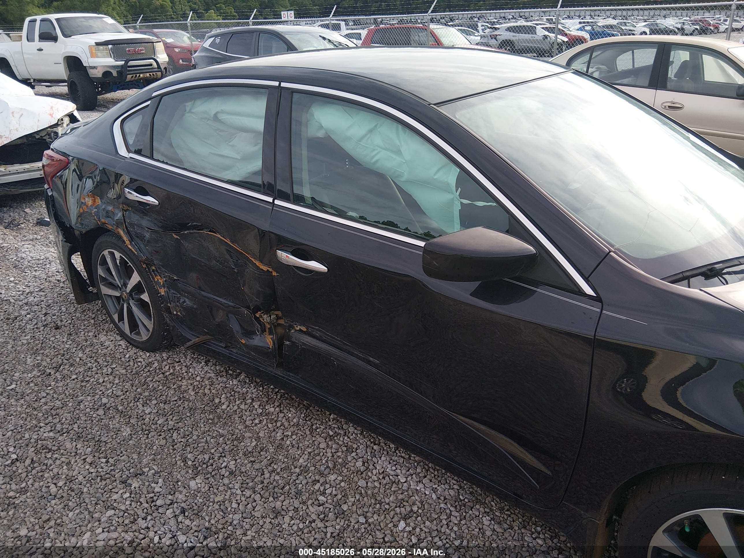 2017 Nissan Altima 2.5 Sr Black vin: 1N4AL3AP6HC160988