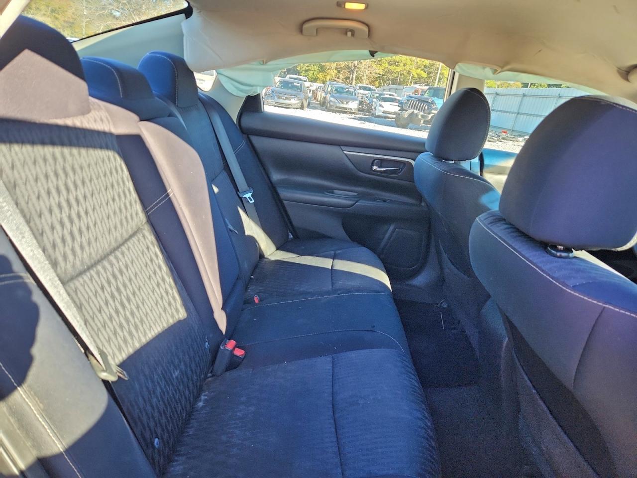 2017 Nissan Altima 2.5 Silver vin: 1N4AL3AP6HC192694