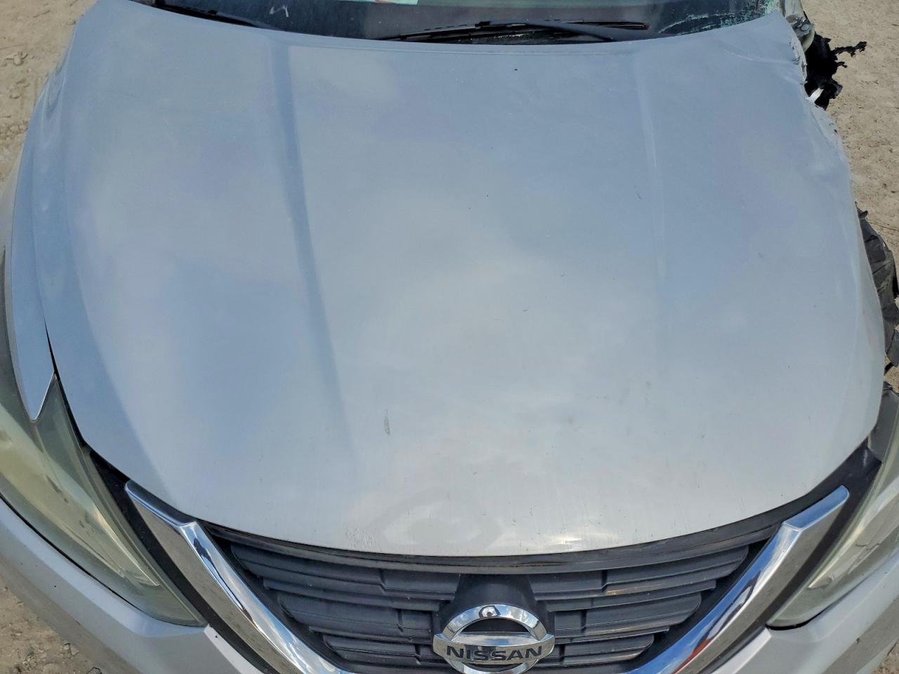 2018 Nissan Altima 2.5 S Silver vin: 1N4AL3AP6JC111599