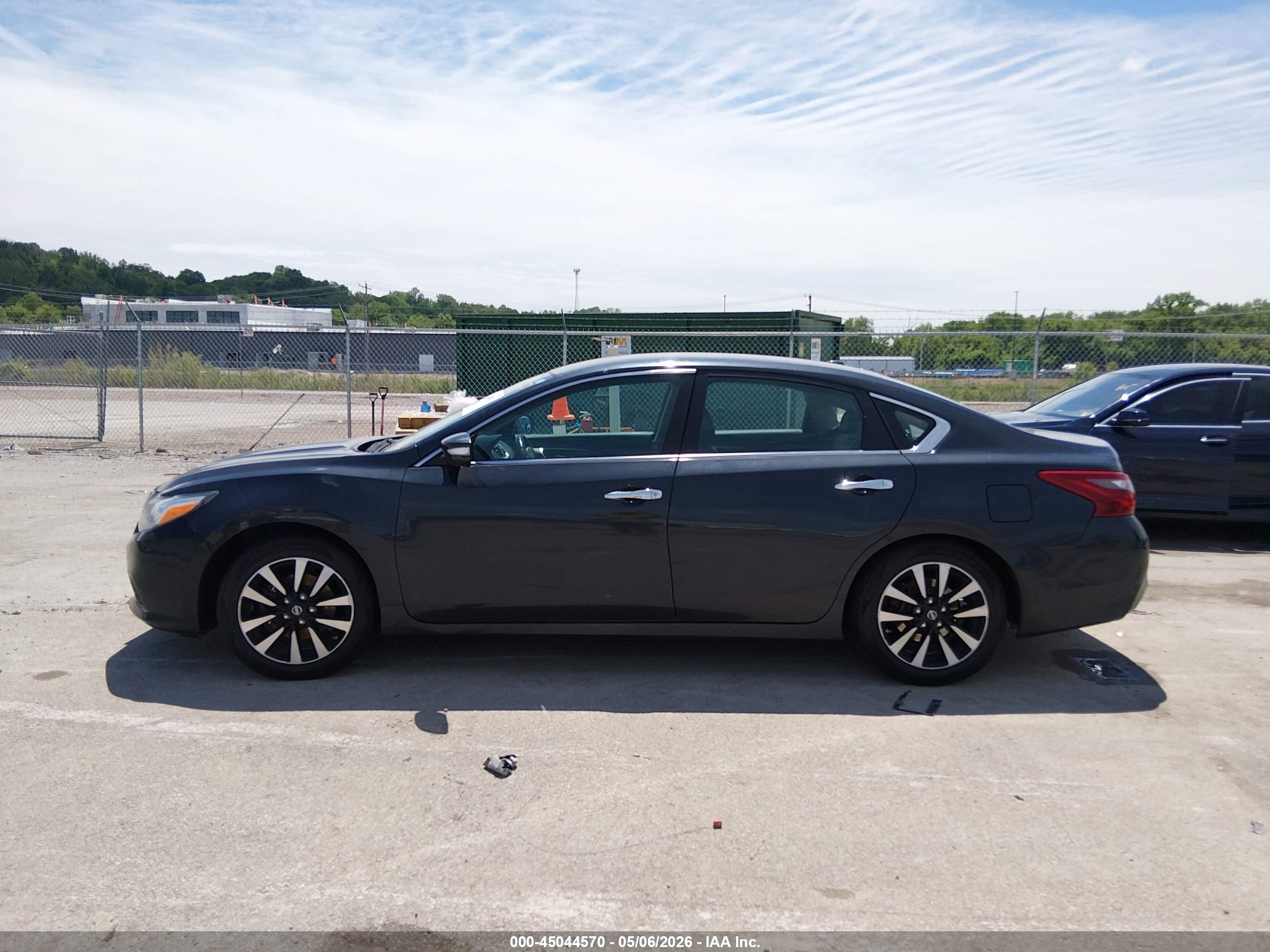 2018 Nissan Altima 2.5 Sl Blue vin: 1N4AL3AP6JC123526