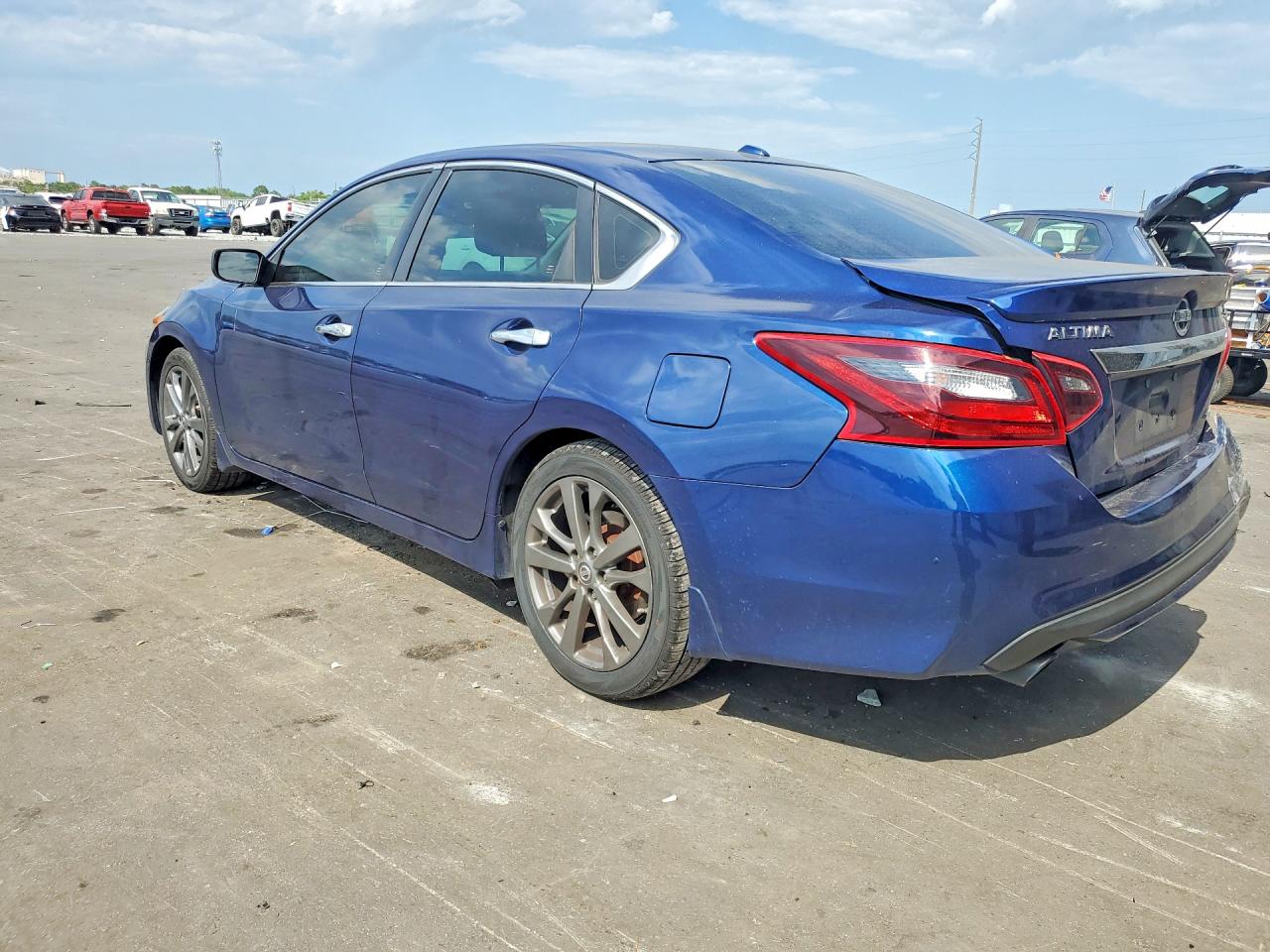 2018 Nissan Altima 2.5 Sr Blue vin: 1N4AL3AP6JC134400