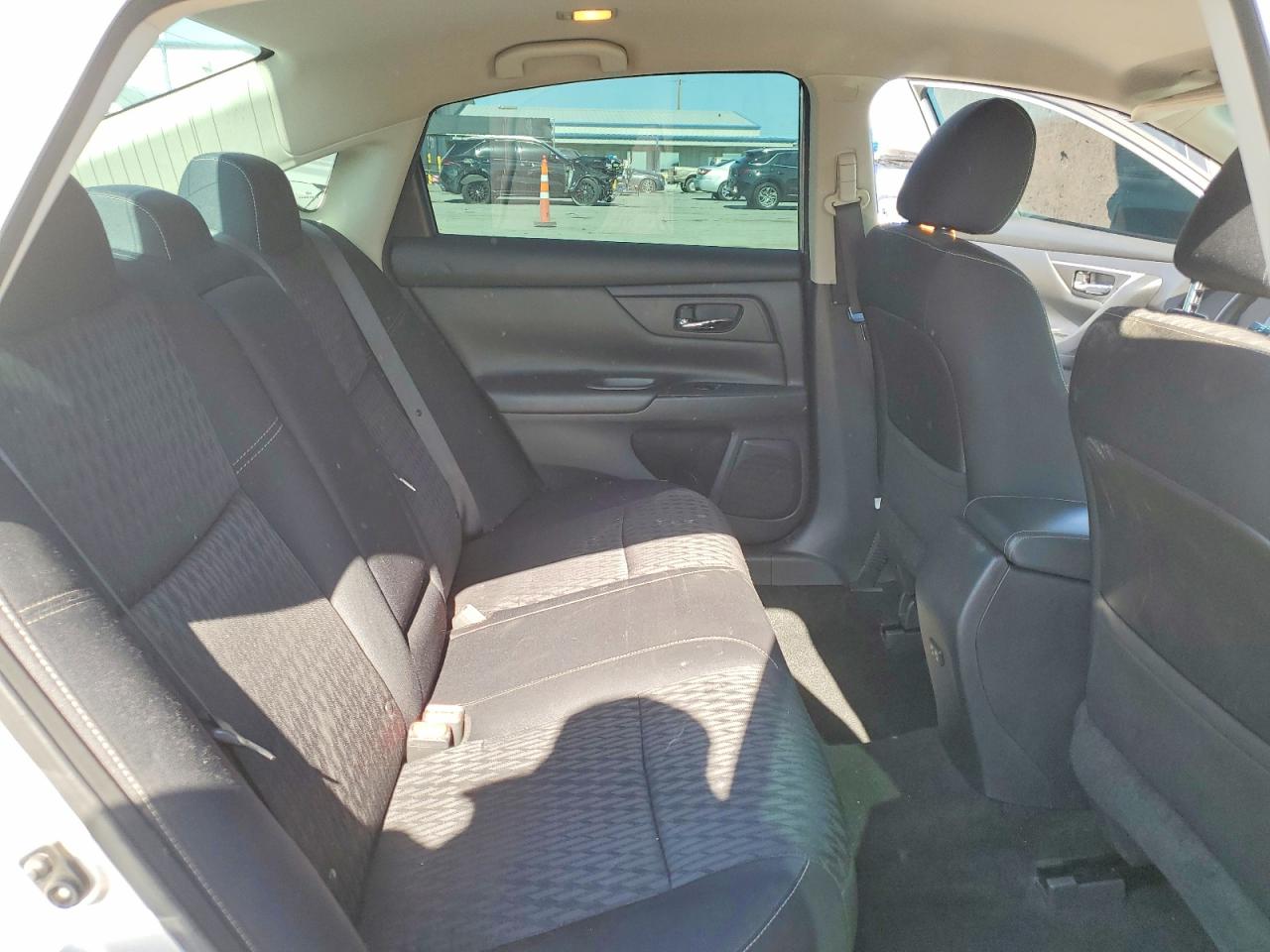 2018 Nissan Altima 2.5 S Silver vin: 1N4AL3AP6JC142559
