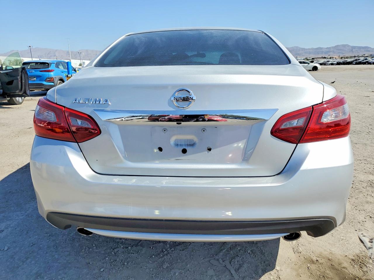2018 Nissan Altima 2.5 S Silver vin: 1N4AL3AP6JC142559