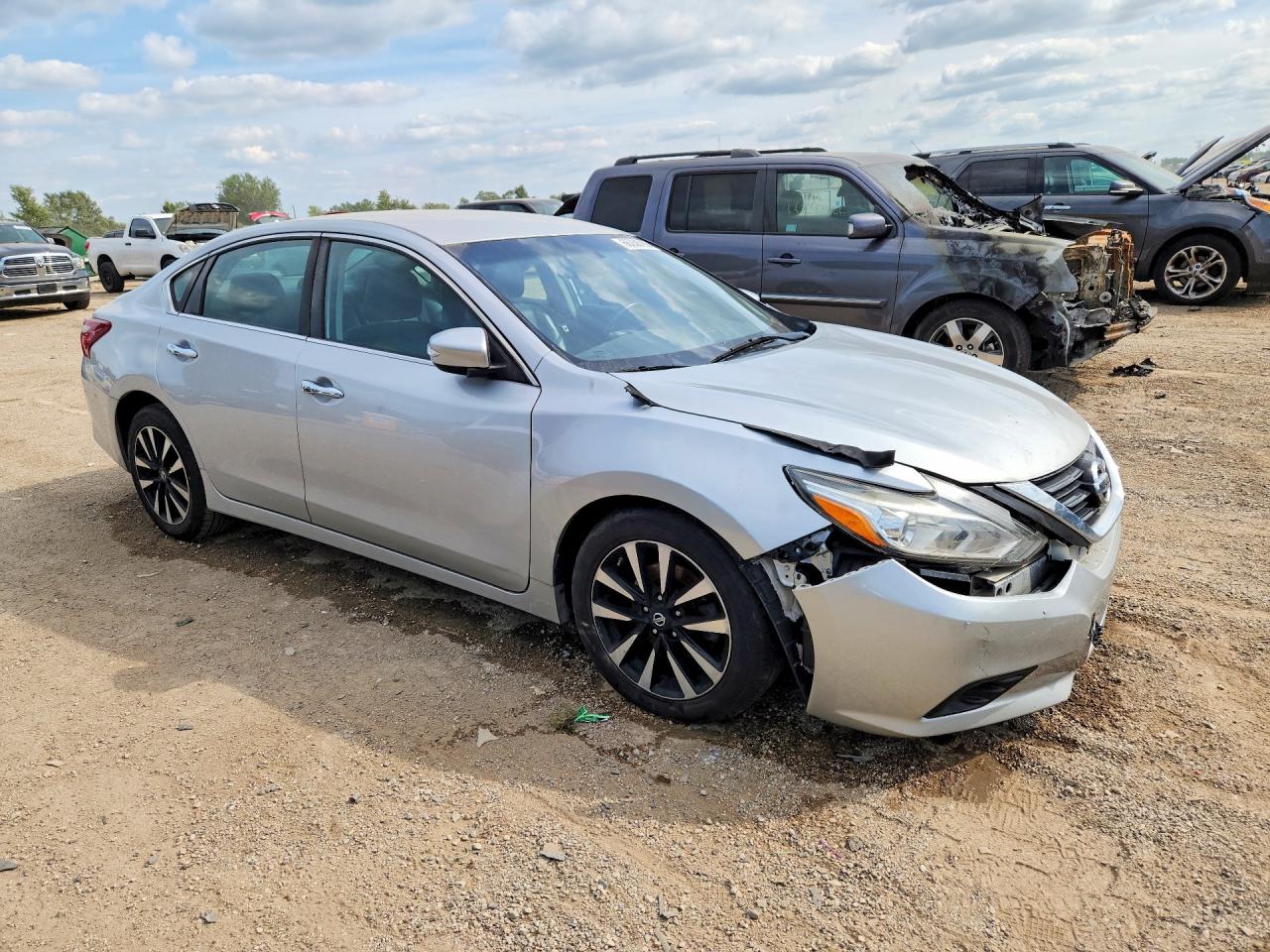 2018 Nissan Altima 2.5 Sl Silver vin: 1N4AL3AP6JC196377